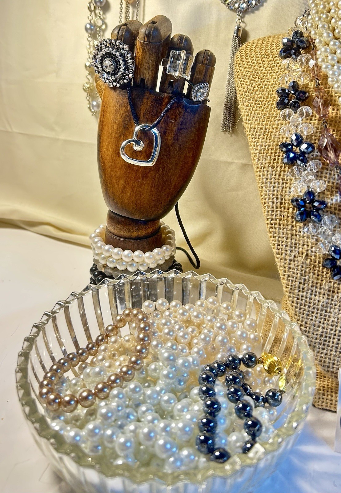 Vintage to Mod Black/White Estate Jewelry Lot 70+Pieces, 3.5lbs, Some Signed/NWT