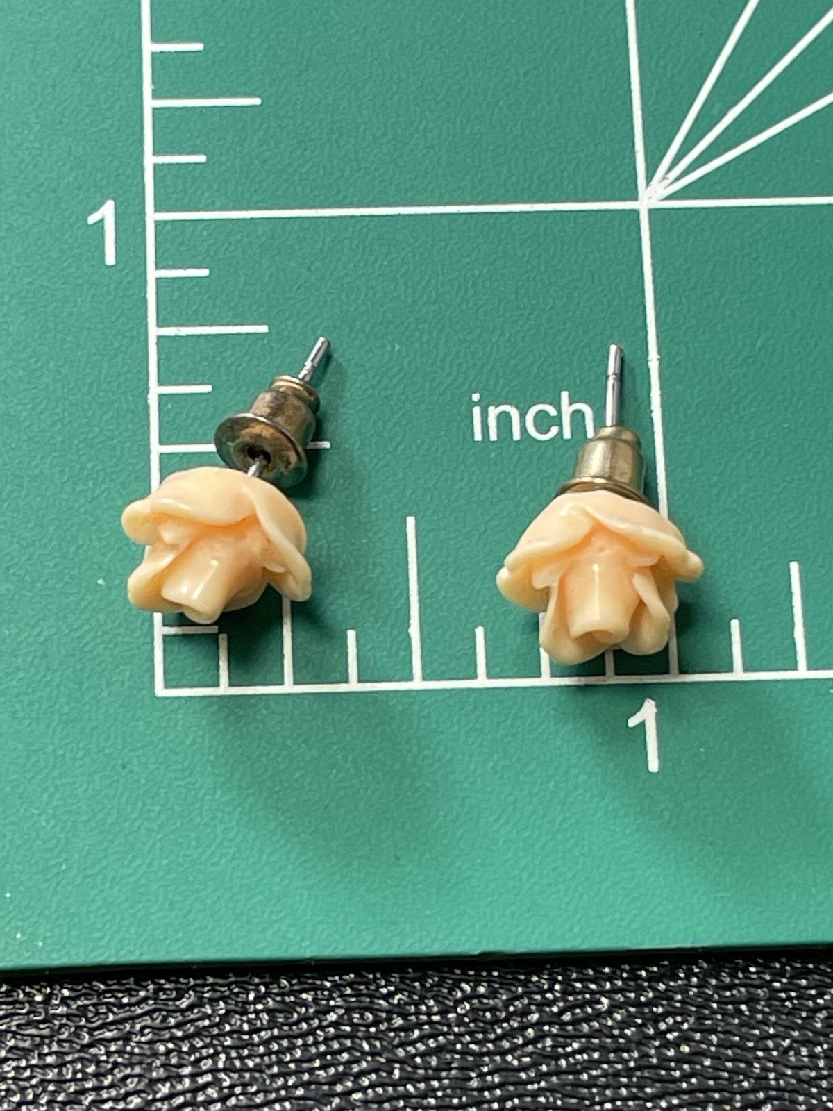 Vintage Orange Rose Flower Plastic Retro Stud Earrings