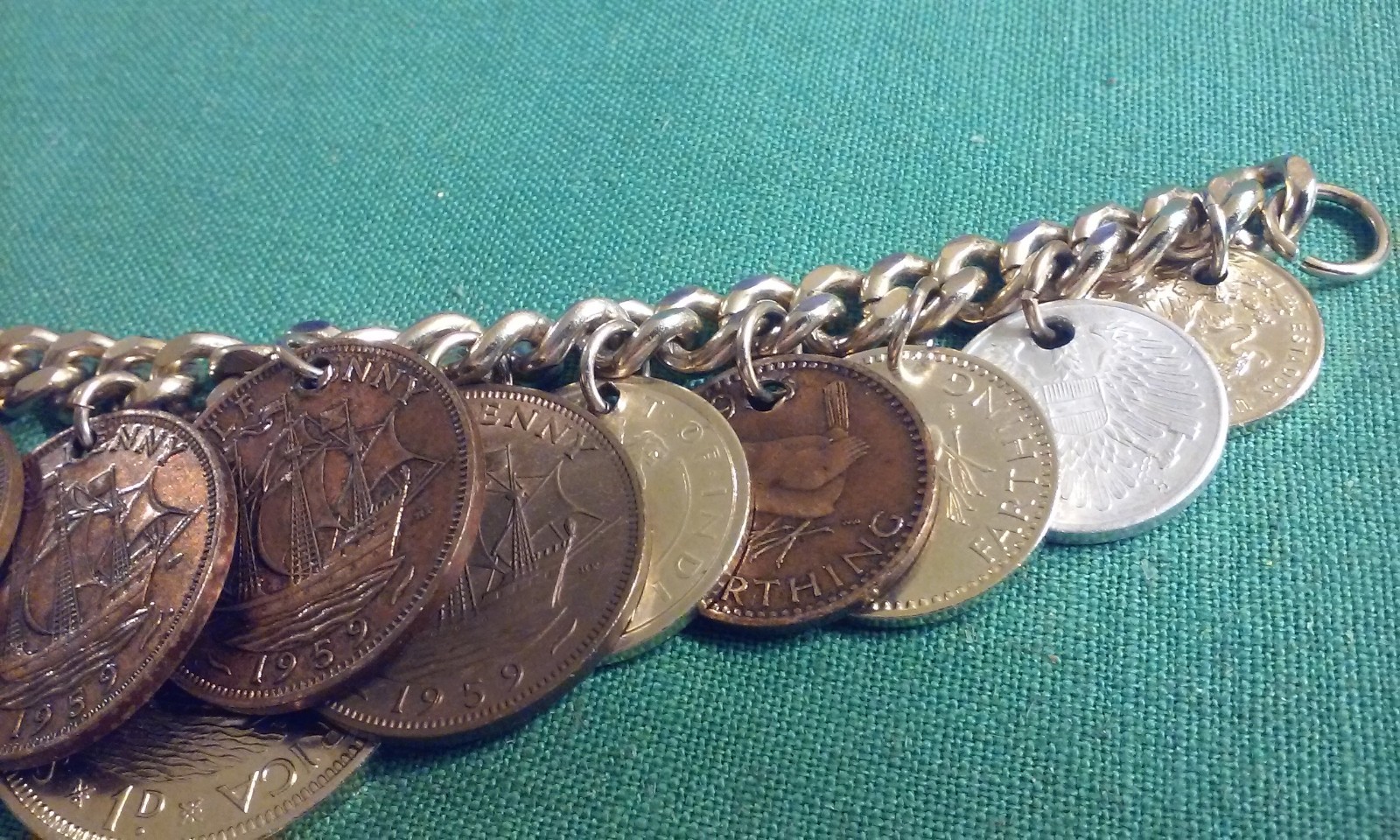 Vintage 15 RARE 1950’s Coin Charm Bracelet South Africa, India, Osterreich 8″
