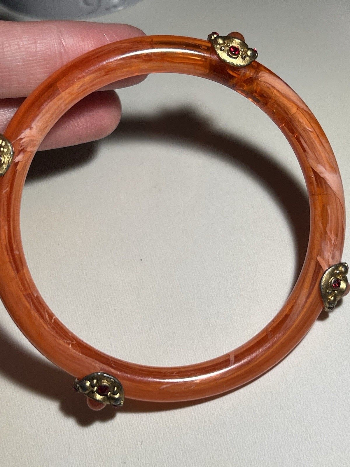 Vintage Lucite Plastic Orange Swirled Jeweled Bangle Bracelet 8.25”