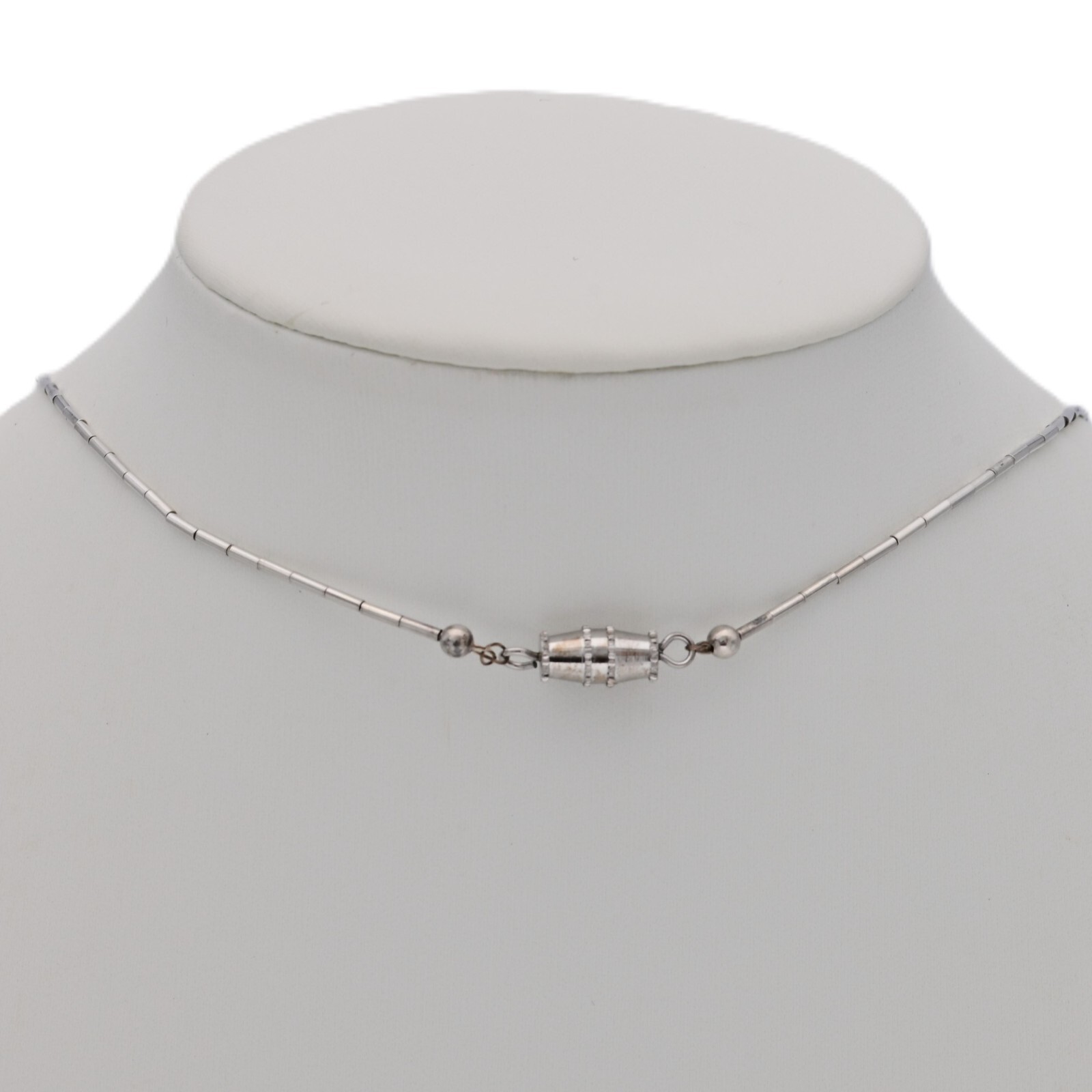 Vintage Original Native American Sterling Silver Mother of Pearl Bird Necklace
