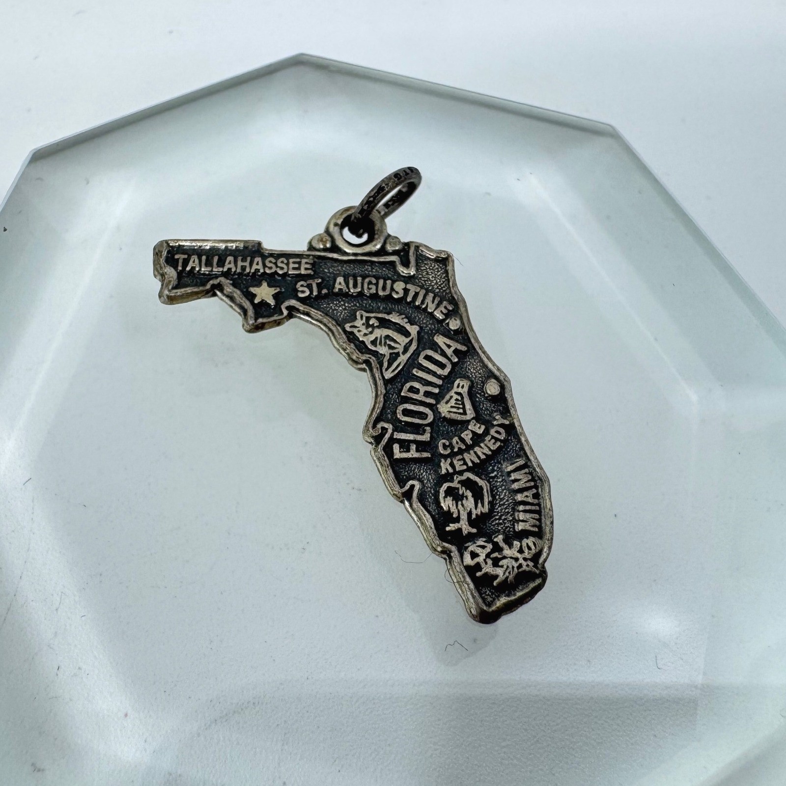 Vintage Sterling Silver Florida State Map Charm Souvenir Travel Pendant 2g