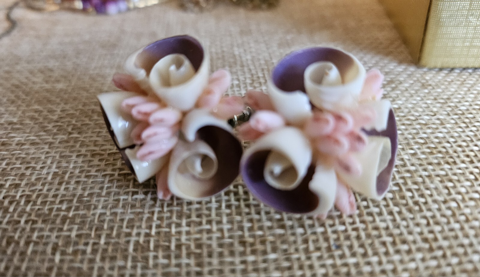 Vtg. Handmade Tropical Sea Shell, Art Bouquet Screw Back Earrings, Beach Ware