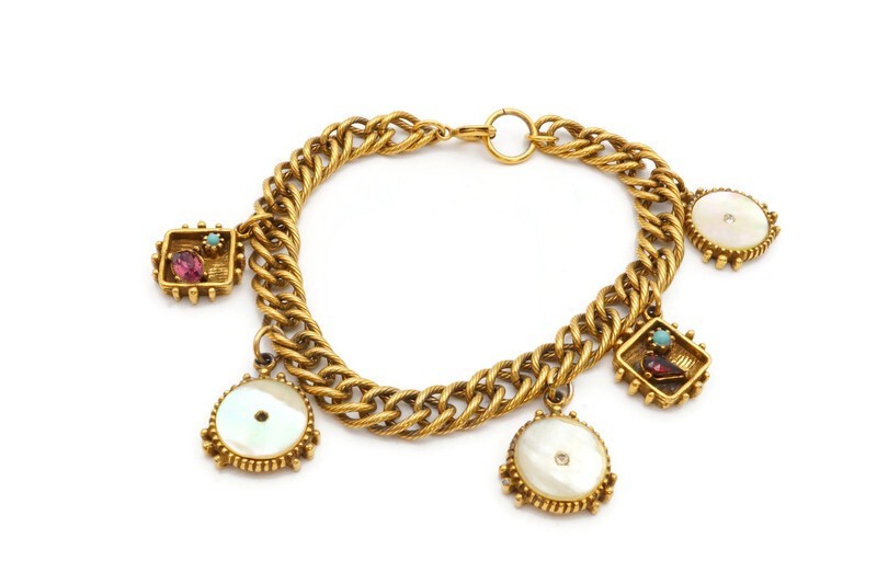 Vintage Bracelet Gold Tone Rhinestone Charm 7.5″