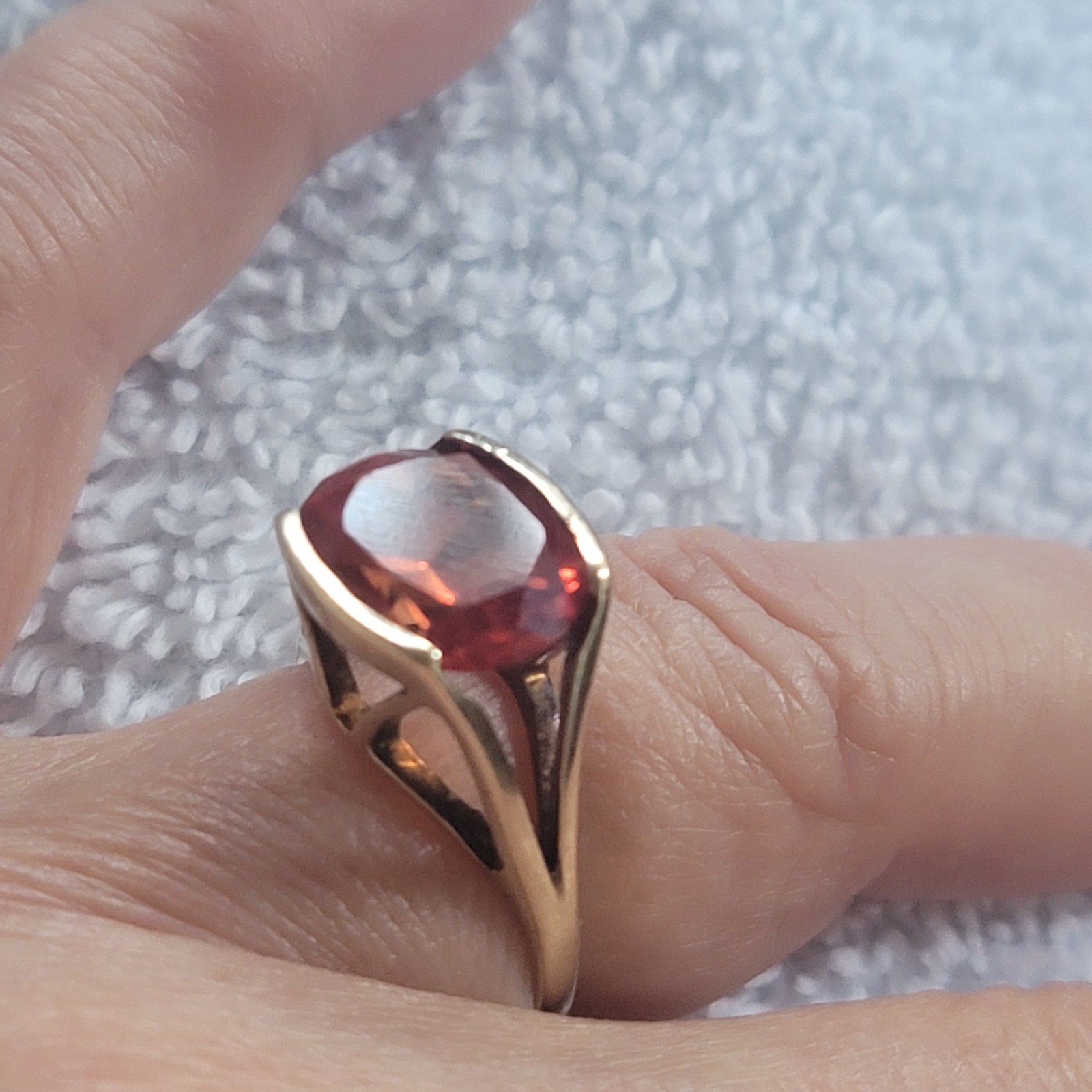 Vintage Mid-Century 14K Vivid Reddish-Orange Sapphire, Approx. 6.00 Carats