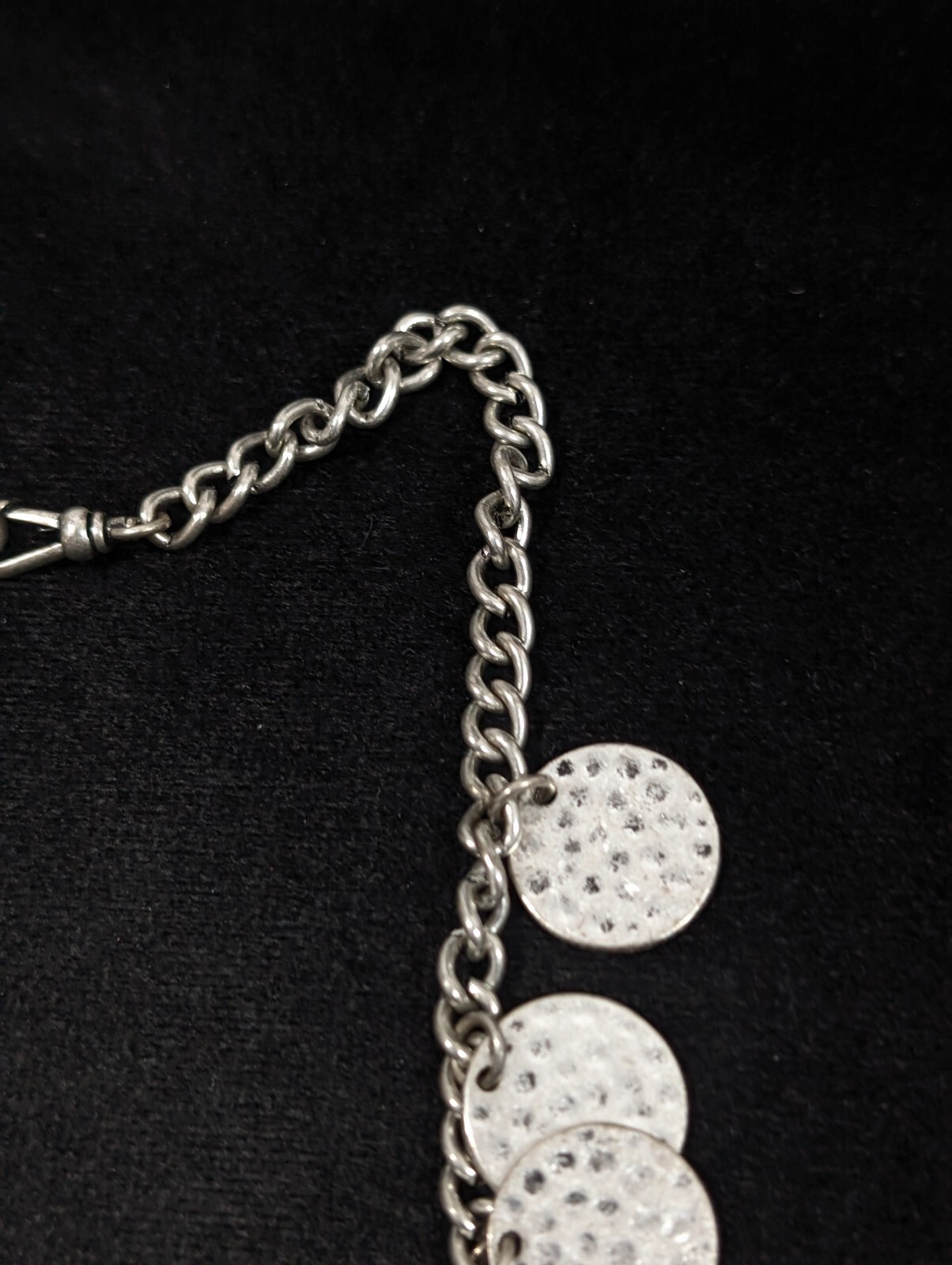 Boho Coastal Hammered Silver Tone Disc Round Charm Chain Necklace 21 in