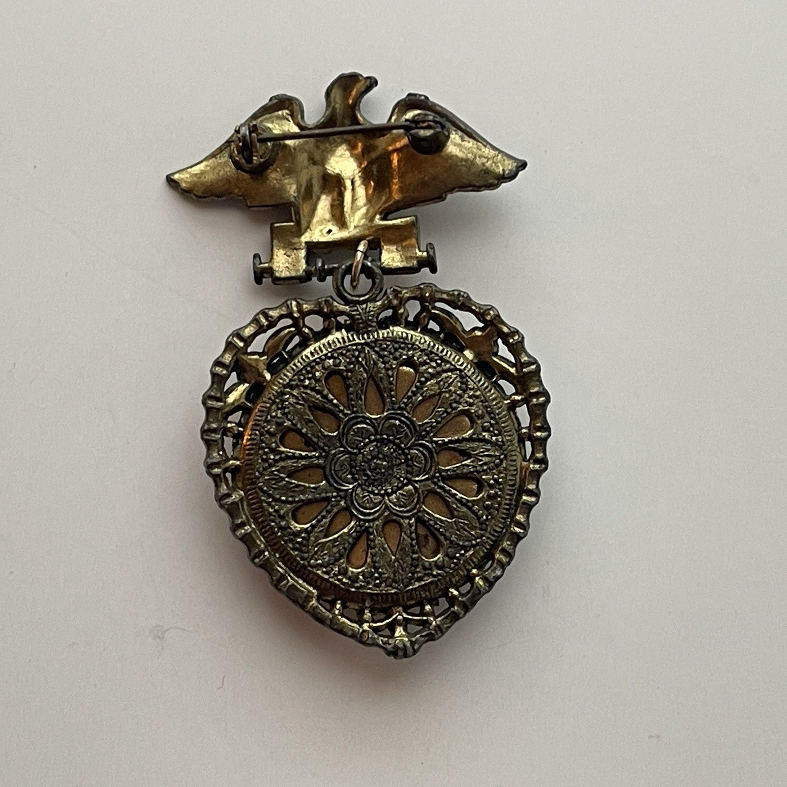 Locket Eagle Military Four Photo Brooch Pin Folding Military Themed Vintage