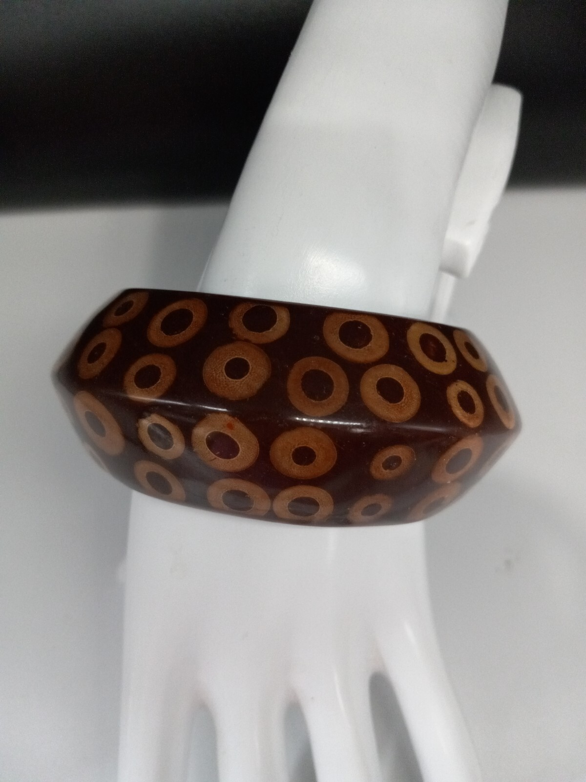 Kjl Vintage Massive Lucite Brown Polka Dot Designer Bangle Bracelet