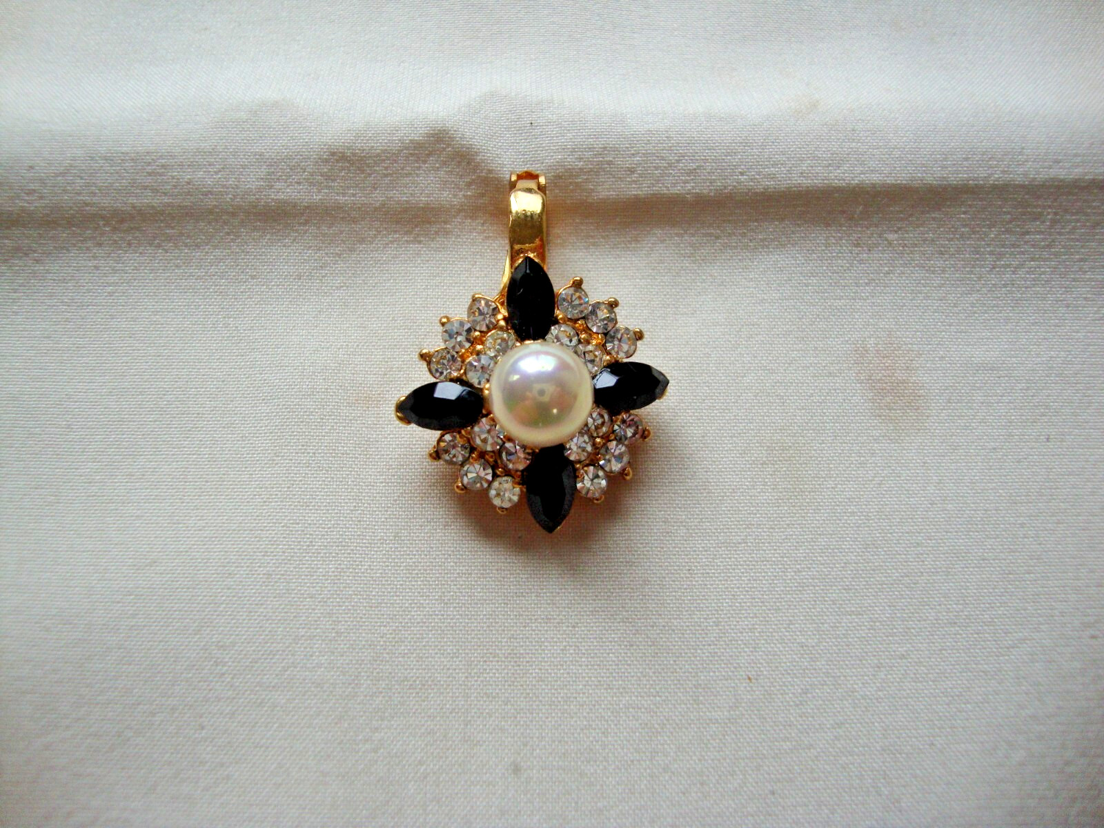 Vintage Fashion Jewelry Faux Pearl Black Marquise & Clear Rhinestone Pendant