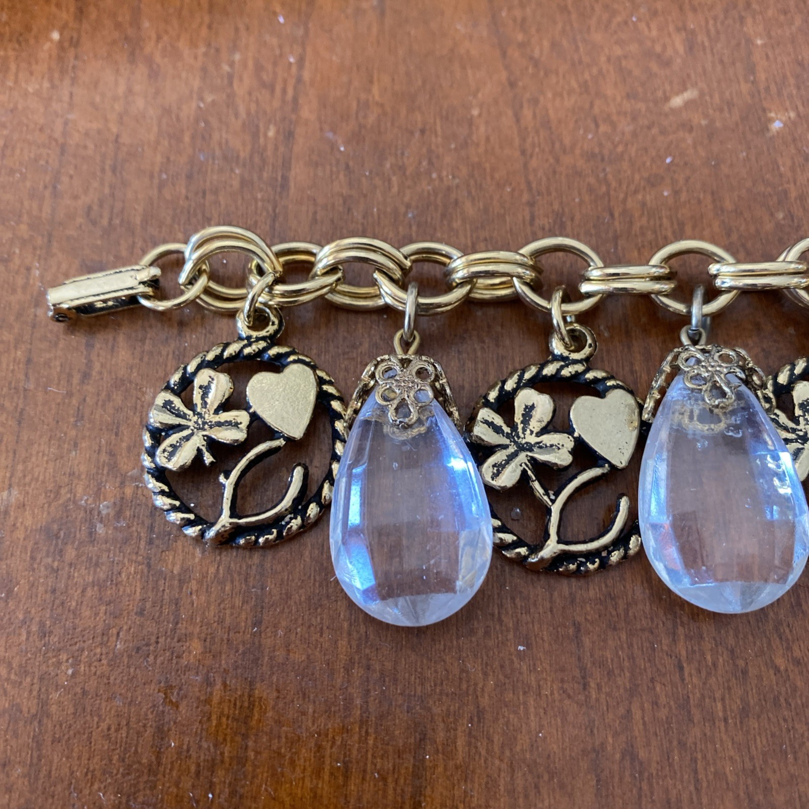 Vintage Gold Tone Good Luck Charm Bracelet Heart Four Leaf Clover Wishbone