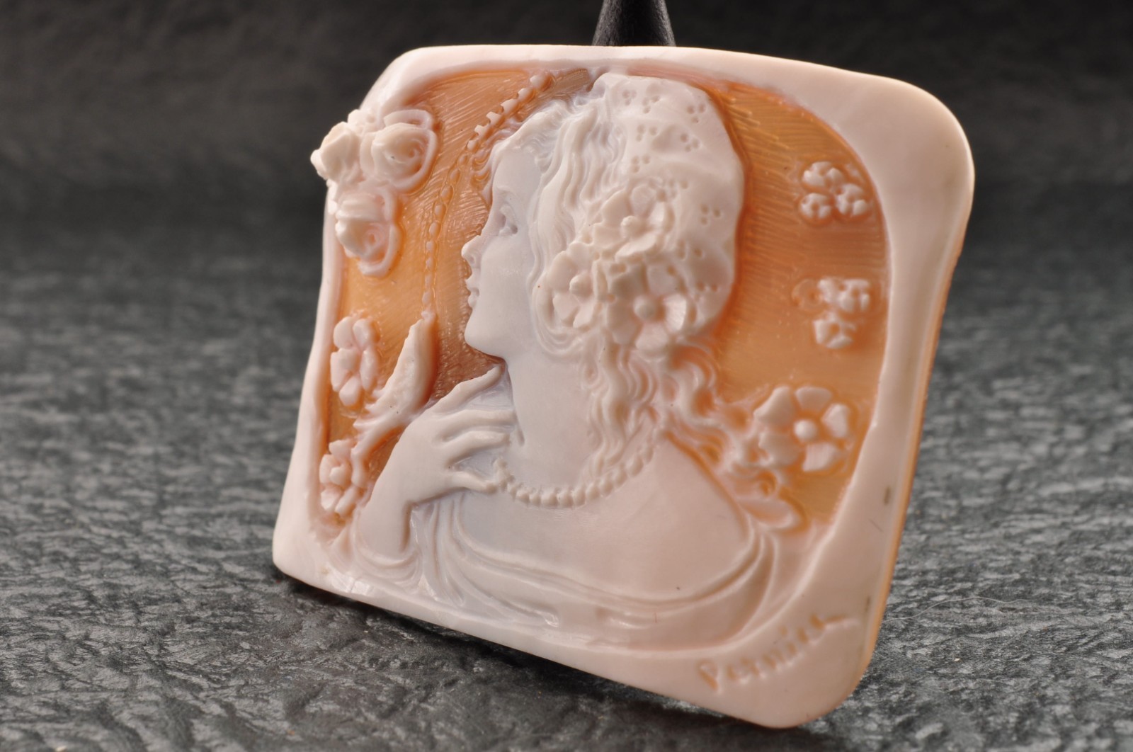 Vintage square shell cameo “Girl and little bird” (57.5ct) sign by artist, case.