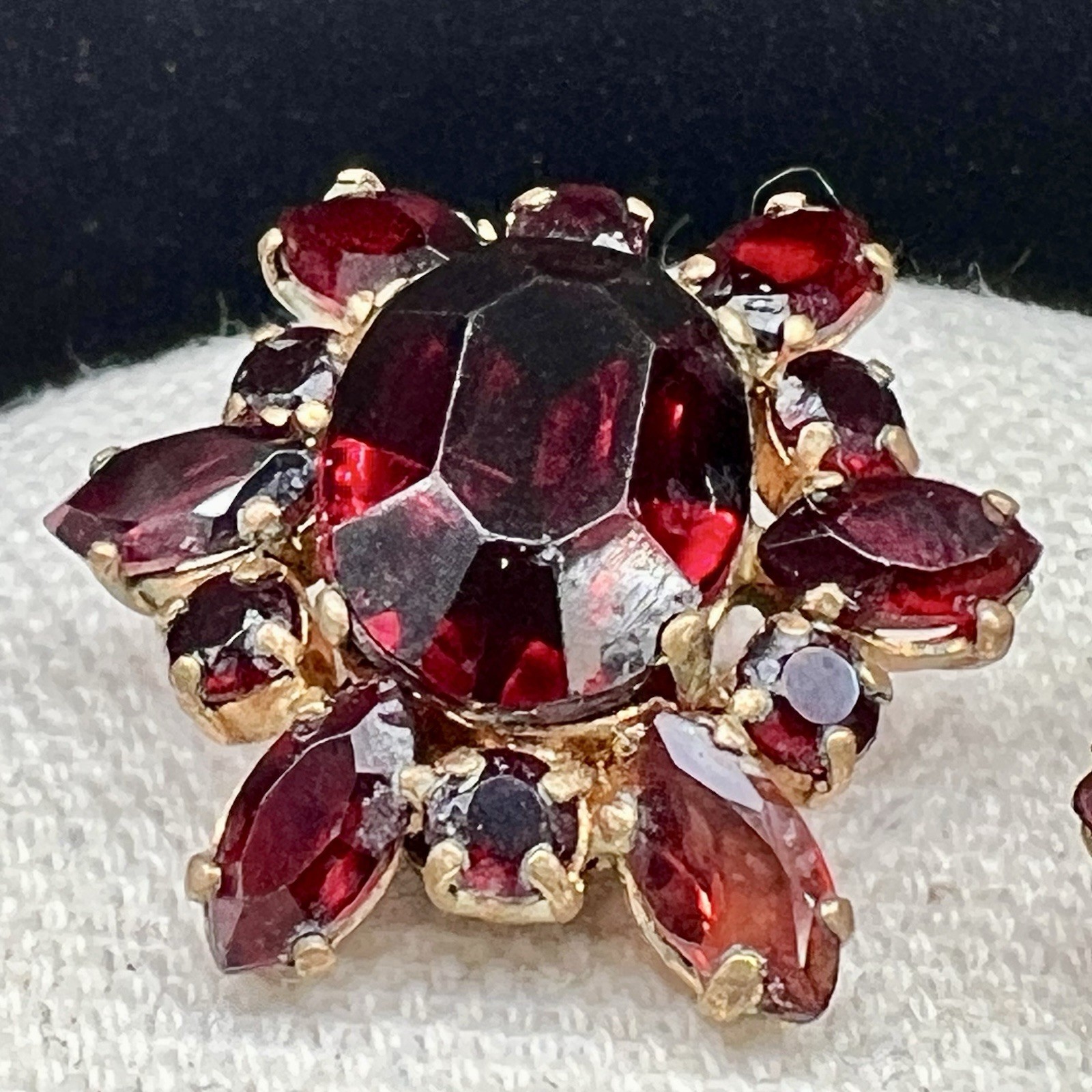 Vintage Garnet Red Plum Rhinestone Brooch Clip Earring Set Gothic Glam Statement