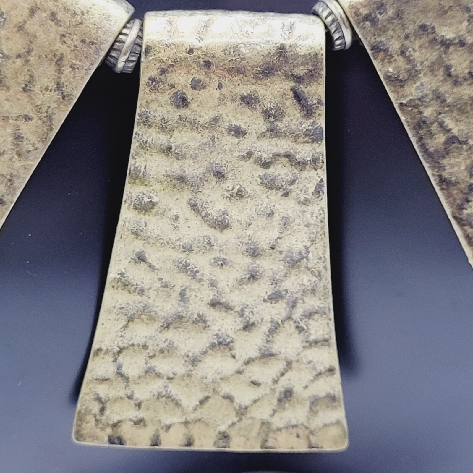 Exotic Hammered Style 5 Metal Plate Bib Necklace Brutalist Cleopatra Look 21 In