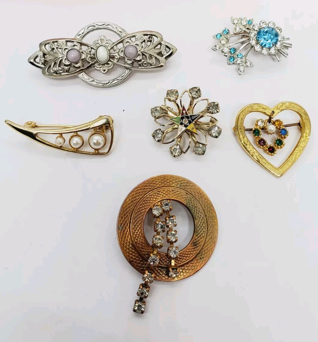 Vintage to Modern Costume Jewelry Brooch Pin Lot (58)