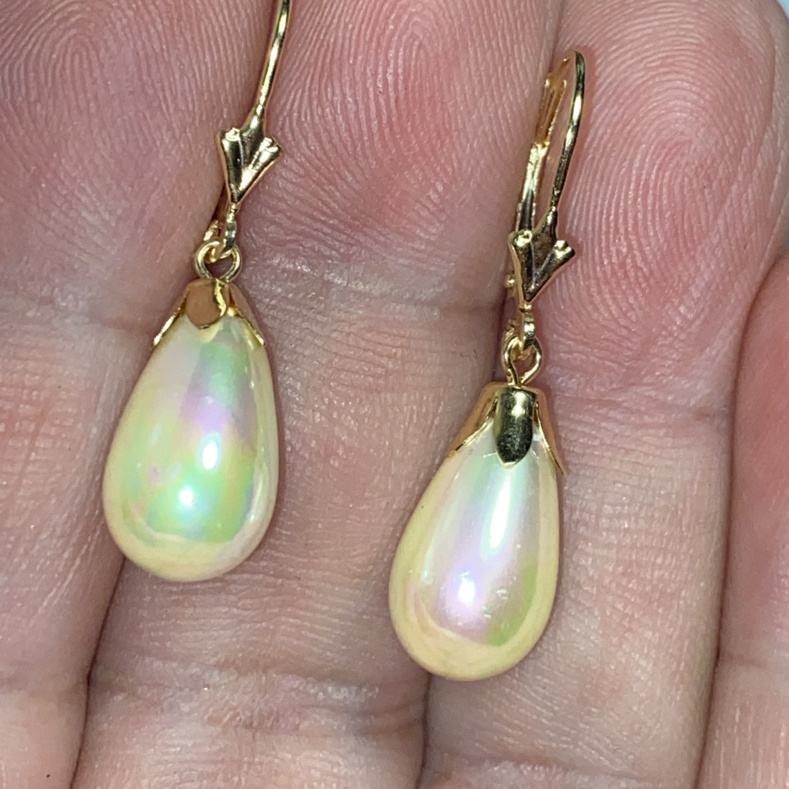 Earrings Pierced 14K Lever Back Majorca Broilette Fax Pearls Iridescent Unused