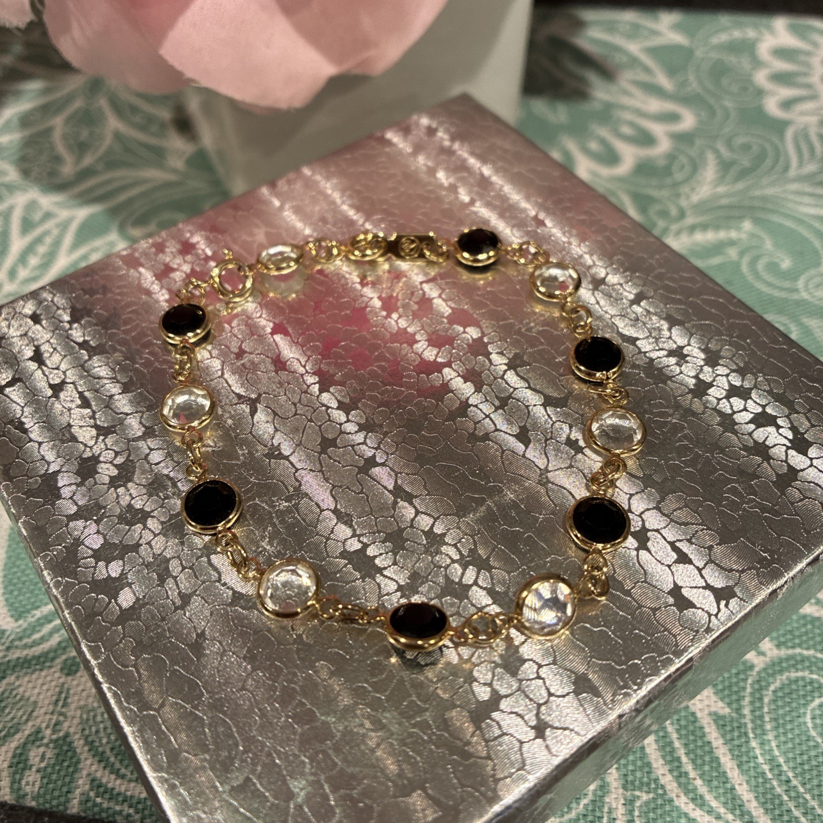 Vintage Swarovski Faceted Round Clear And Black Crystal Gold Tone Swan Bracelet