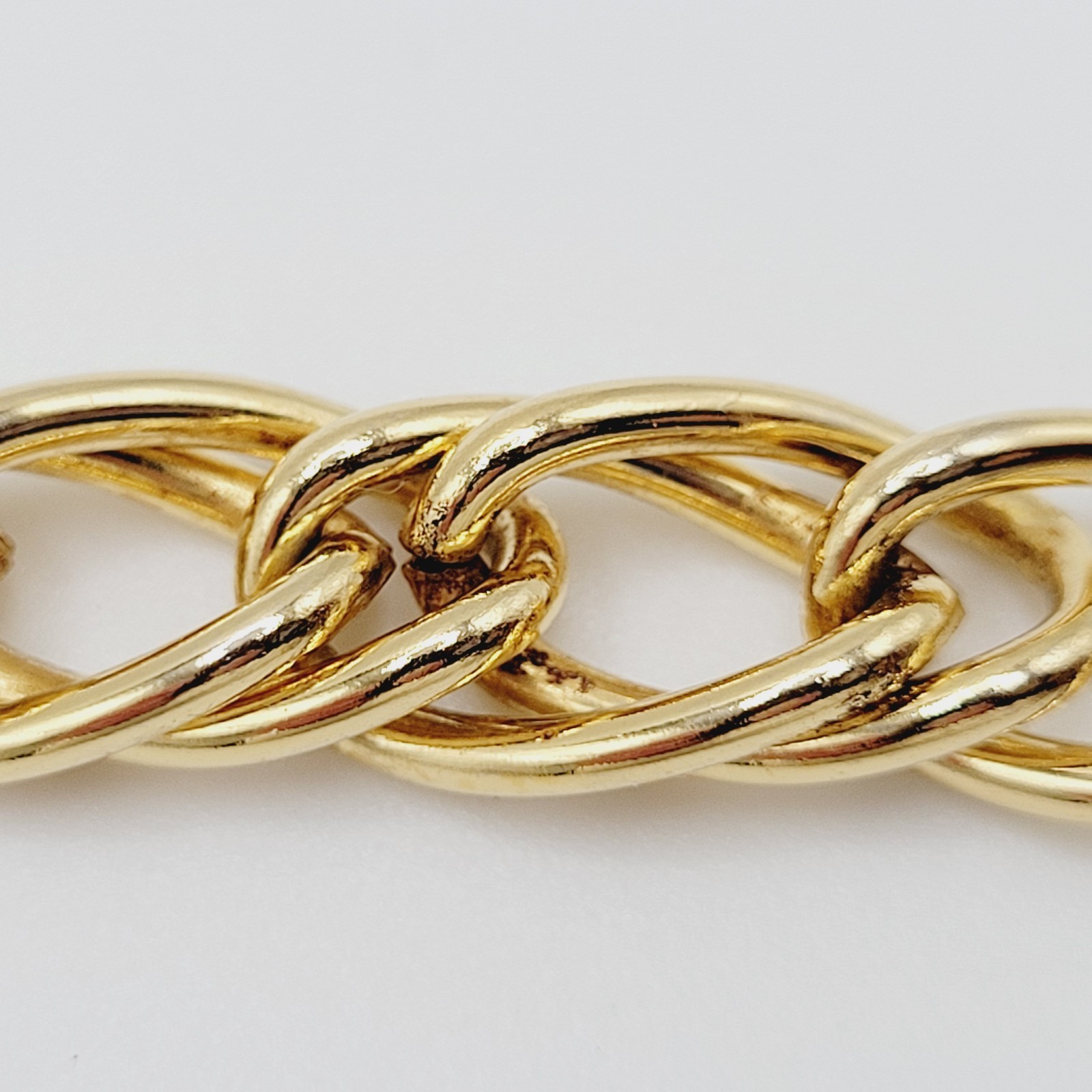 Fancy Oval Link Fancy Curb Shiny Gold Tone Vintage Chain Bracelet 7.25 Inch