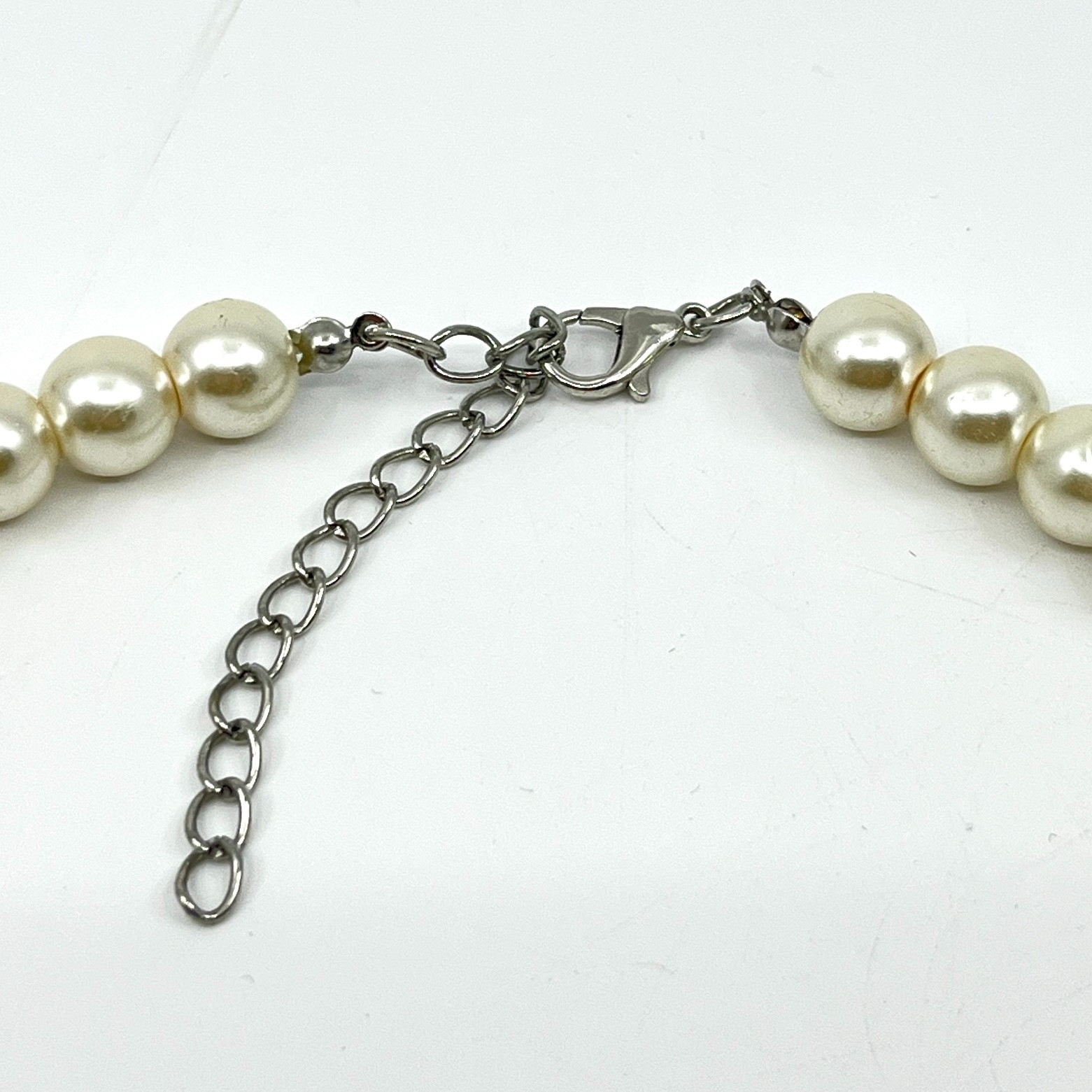 Vintage Cream Faux Pearl Graduated Choker Necklace with Rhinestone Rondelles