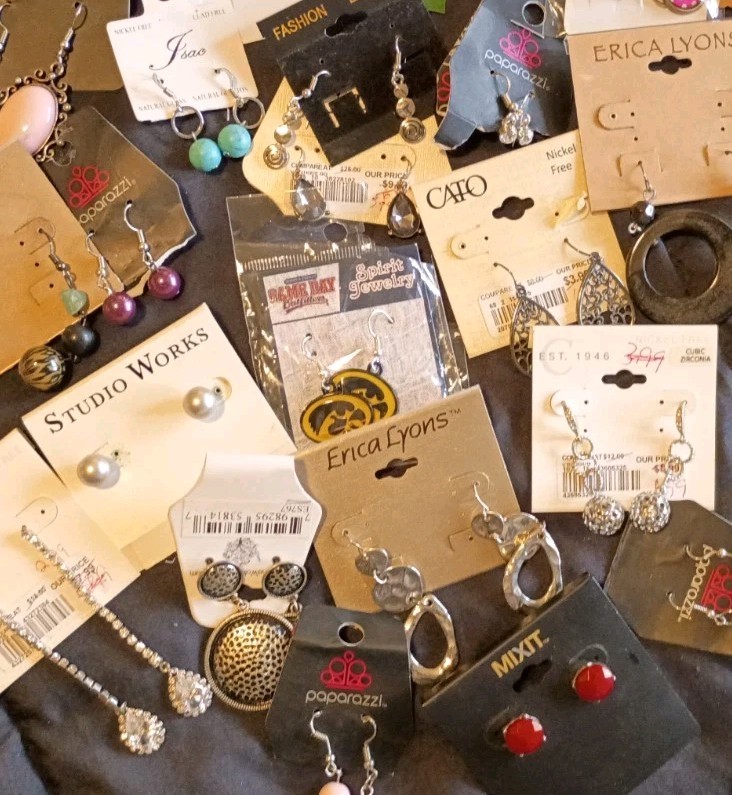 Lot of New Over 15 Pierced Earrings Vintage to Modern