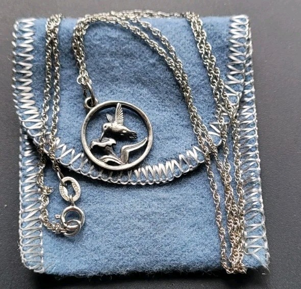 Retired James Avery Sterling Silver Hummingbird Pendant Necklace & Original Box