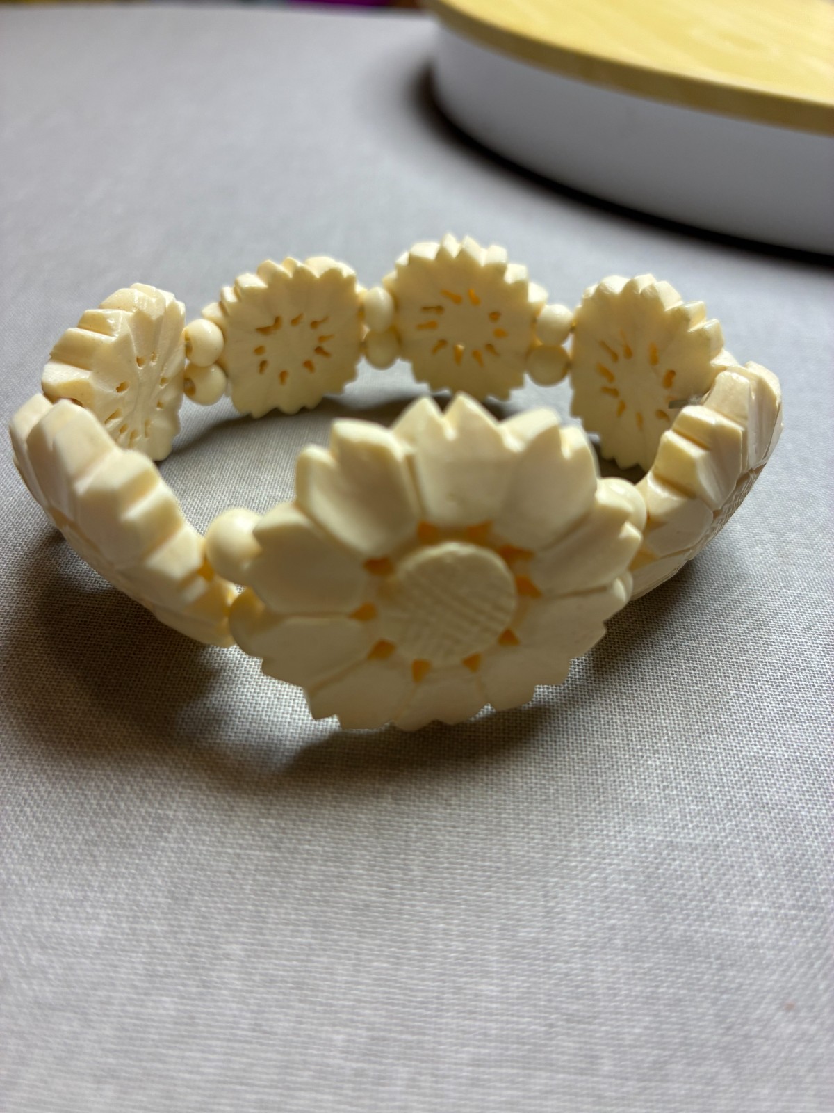 bovine bone carved braclet elesticated