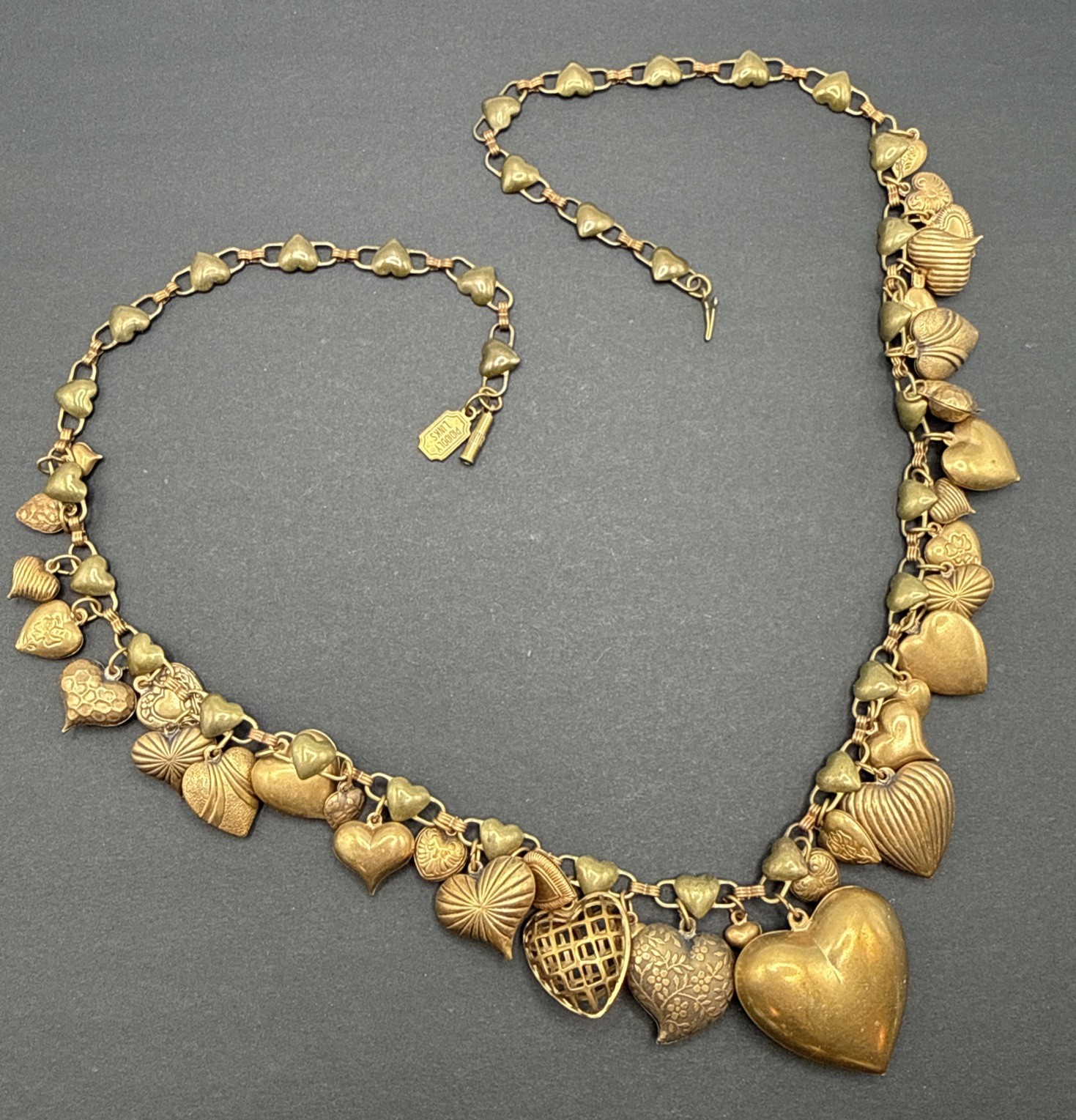 Pididdley Links Signed Loaded Heart Charm Necklace Gold Tone 24” C81