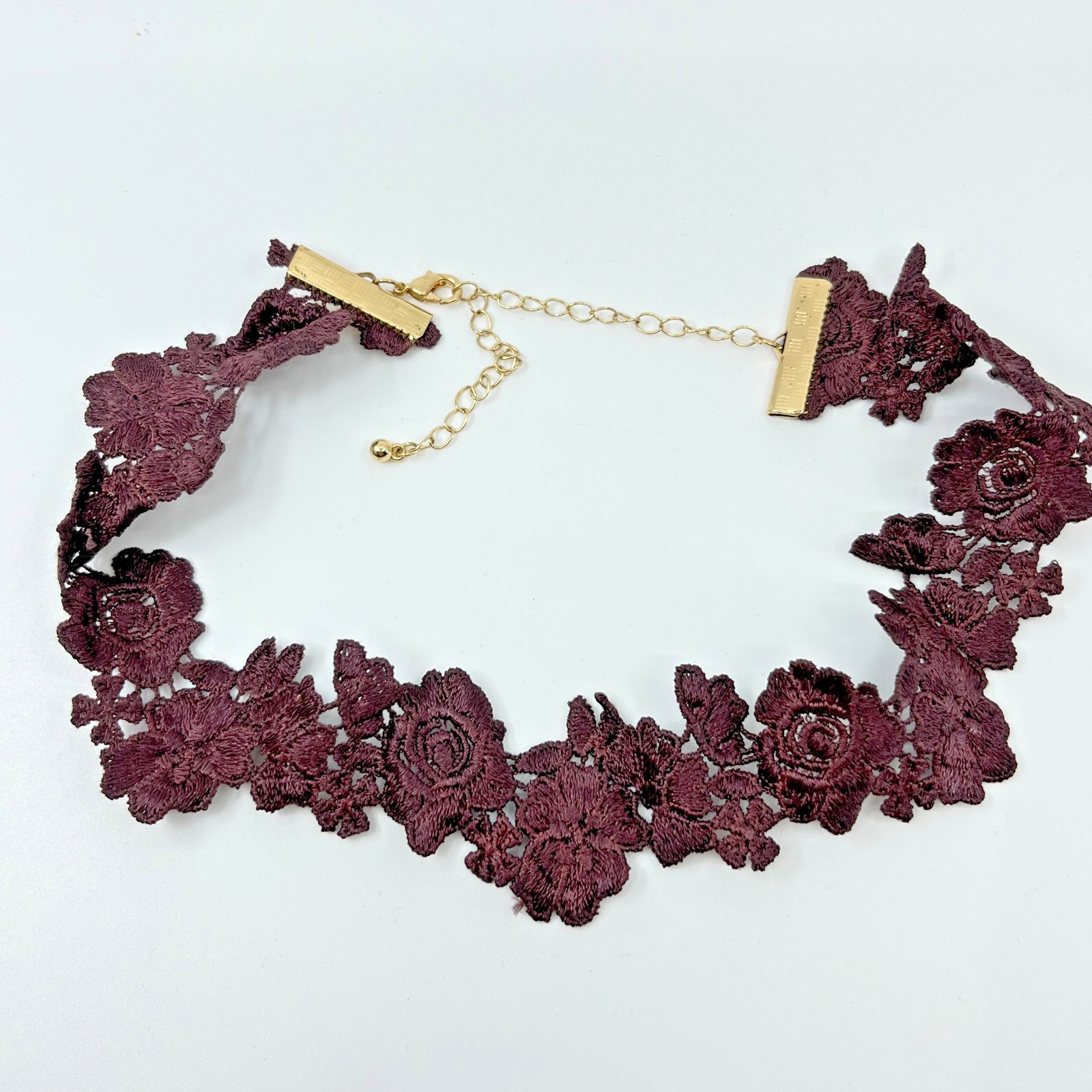 Vintage Retro Dark Burgundy Lace Rose Floral Choker Necklace Gold Tone Jewelry