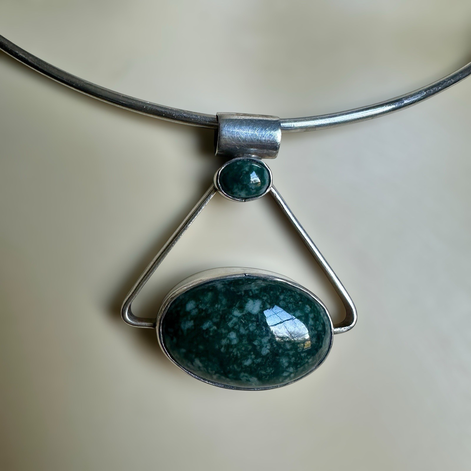 Vintage Pendant Collar Necklace 15.7 Inch Mottled Green Jade 925 Sterling 22.1g
