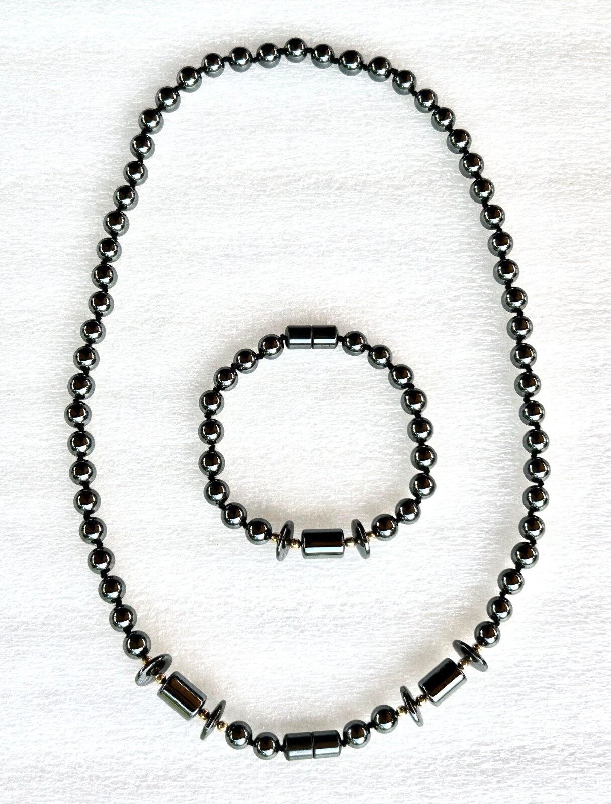 VINTAGE SET HEMATITE STONE BEADED 23″ NECKLACE & 8.25″ BRACELET – HAND KNOTTED
