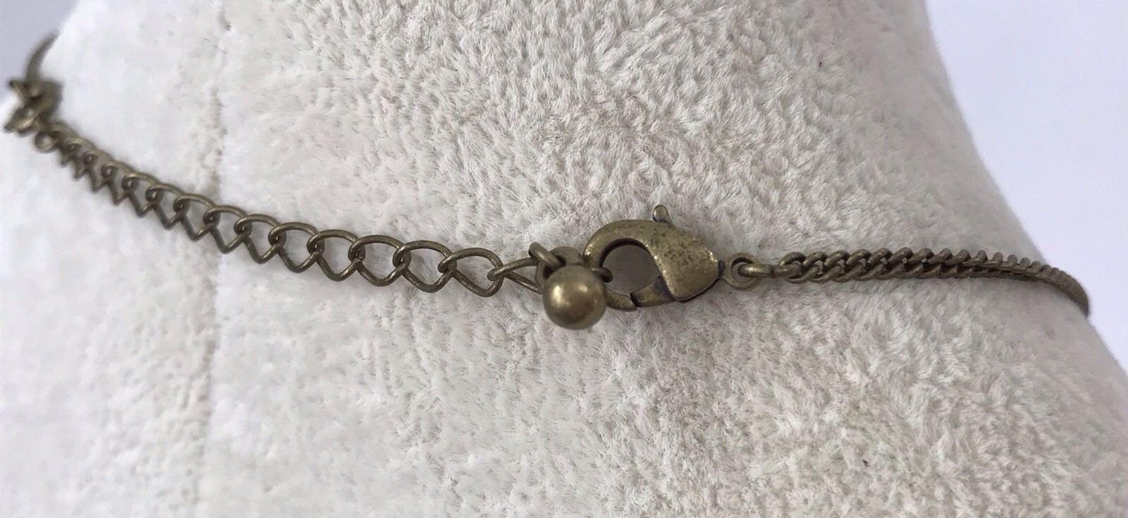 Vintage Nina Ricci Brass Tiger’s Eye Flower Pendant Necklace AVON RARE