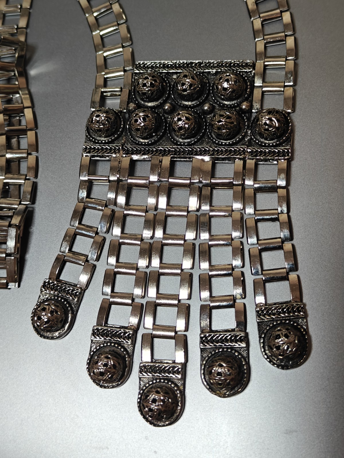 Vintage SIGNED Designer EDLEE 70’s Modernist Long Fringed Necklace 30” Silver