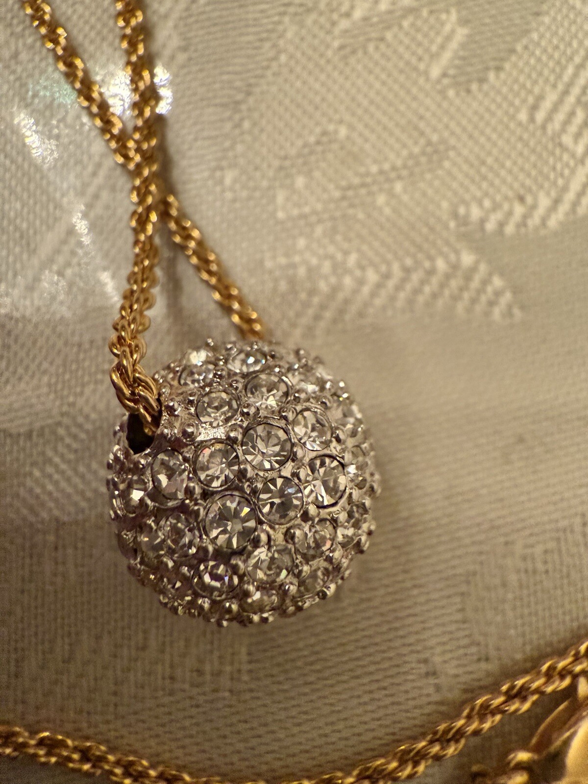 Vtg.Rhinestones Bead Necklace Sliding Single Bead on Ball Chain Gold Tone Metal