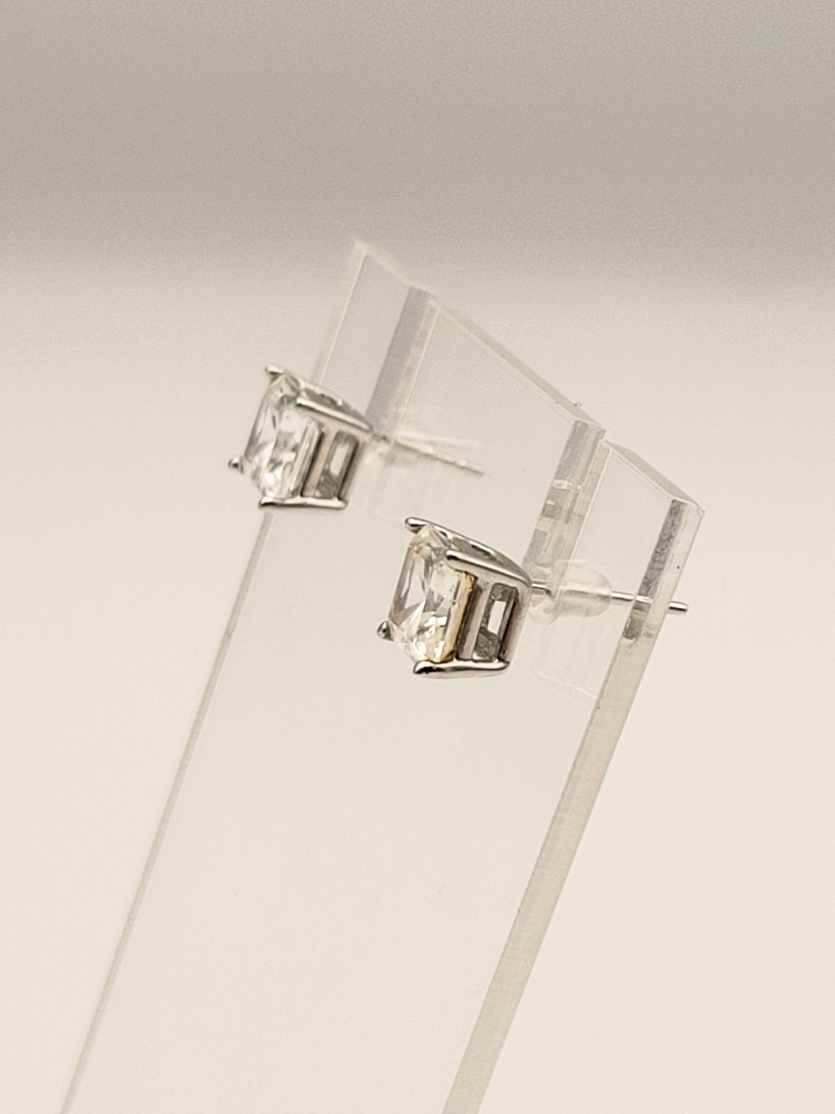 UTC sterling silver princess cut CZ stud earrings
