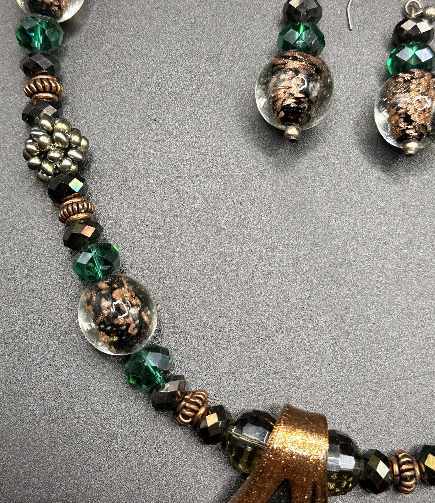 Stunning Necklace Glass Pendant Necklace & Earrings Art Foil Green Copper