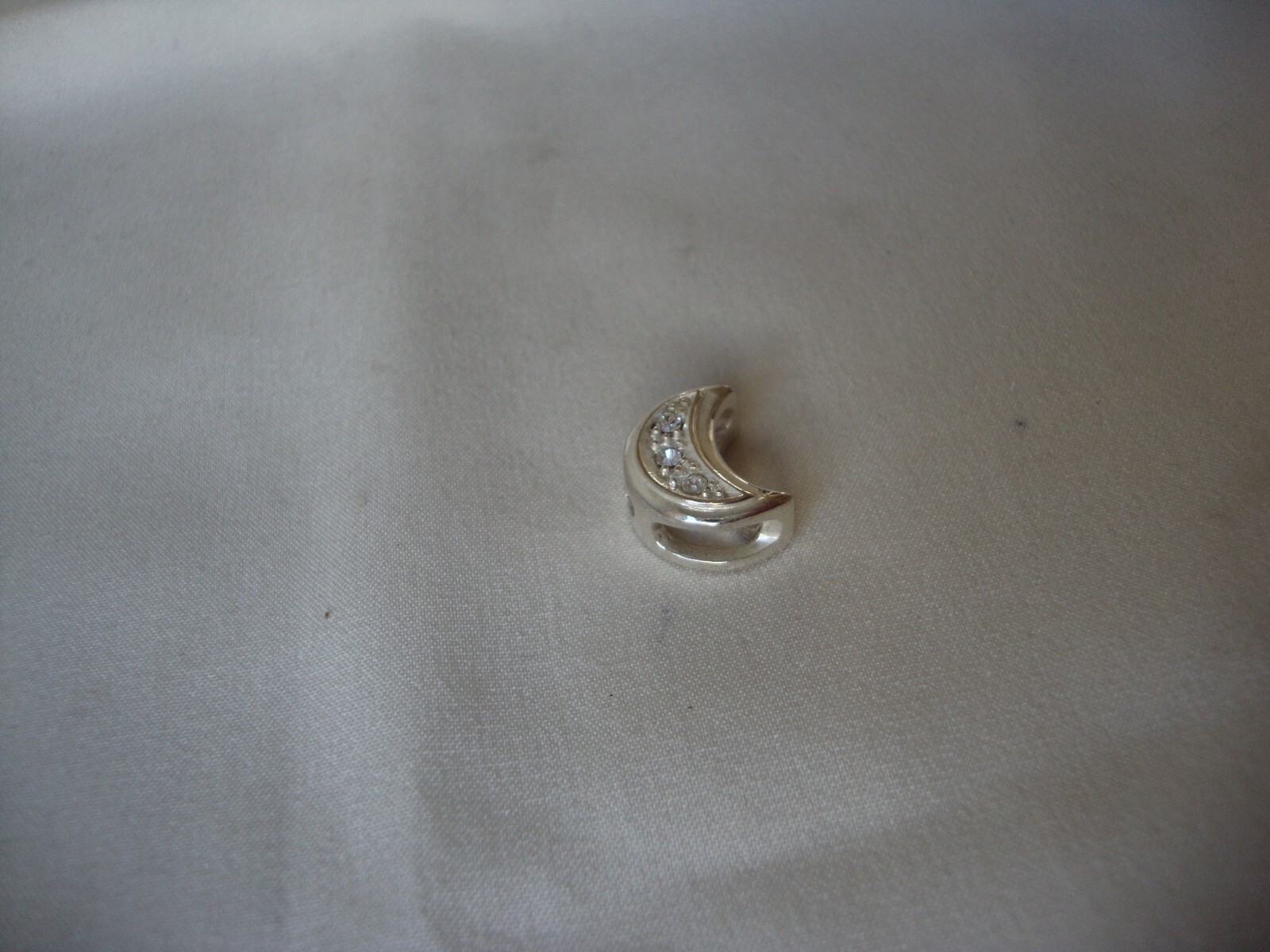 VINTAGE 1980s CHUNKY WHITE TOPAZ CRESCENT MOON STERLING SILVER 925 SLIDE PENDANT