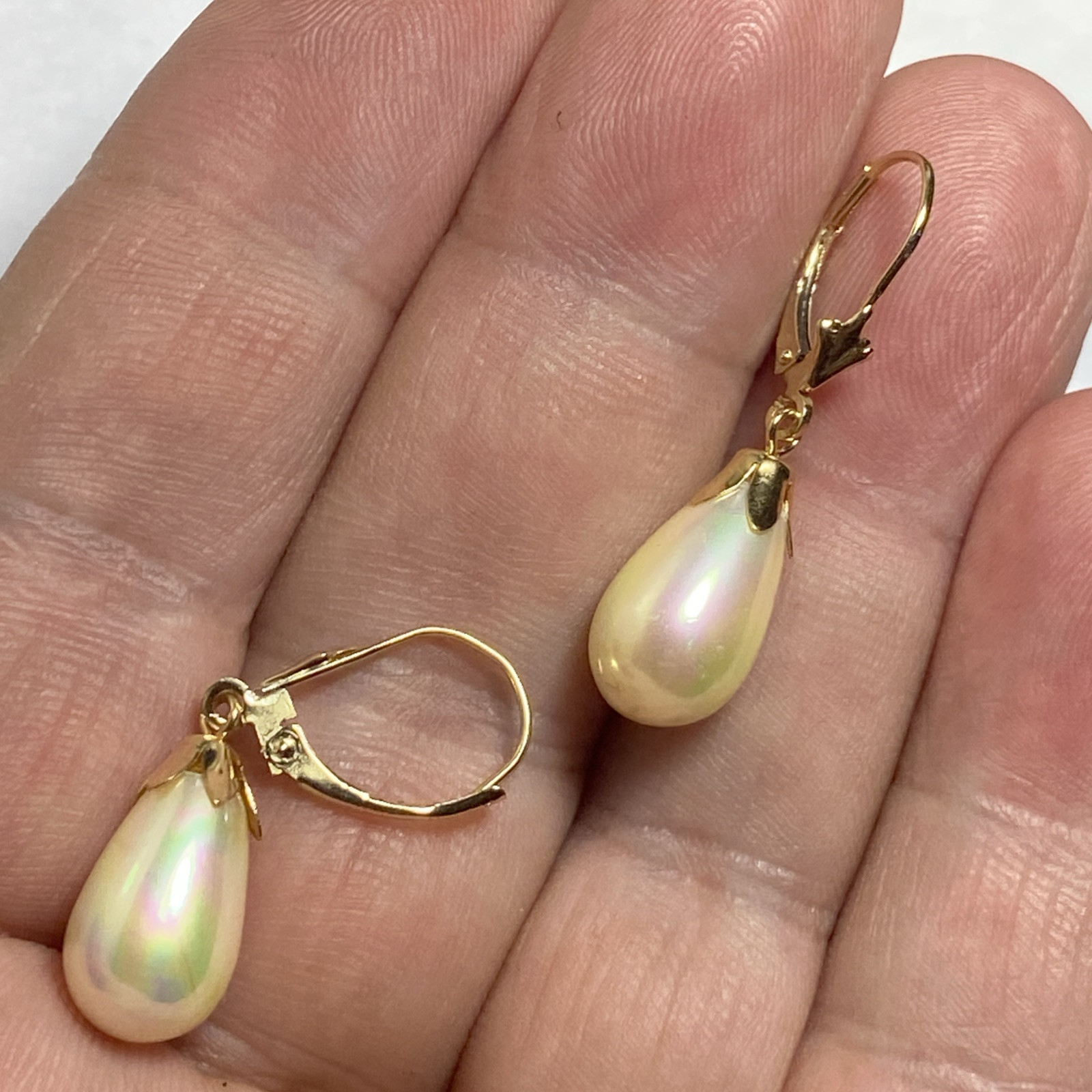 Earrings Pierced 14K Lever Back Majorca Broilette Fax Pearls Iridescent Unused