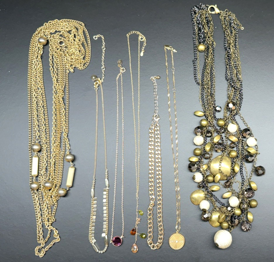 100 pcs Vintage Now Gold Tone Pendants Chains Necklaces Lot Signed & Unsigned