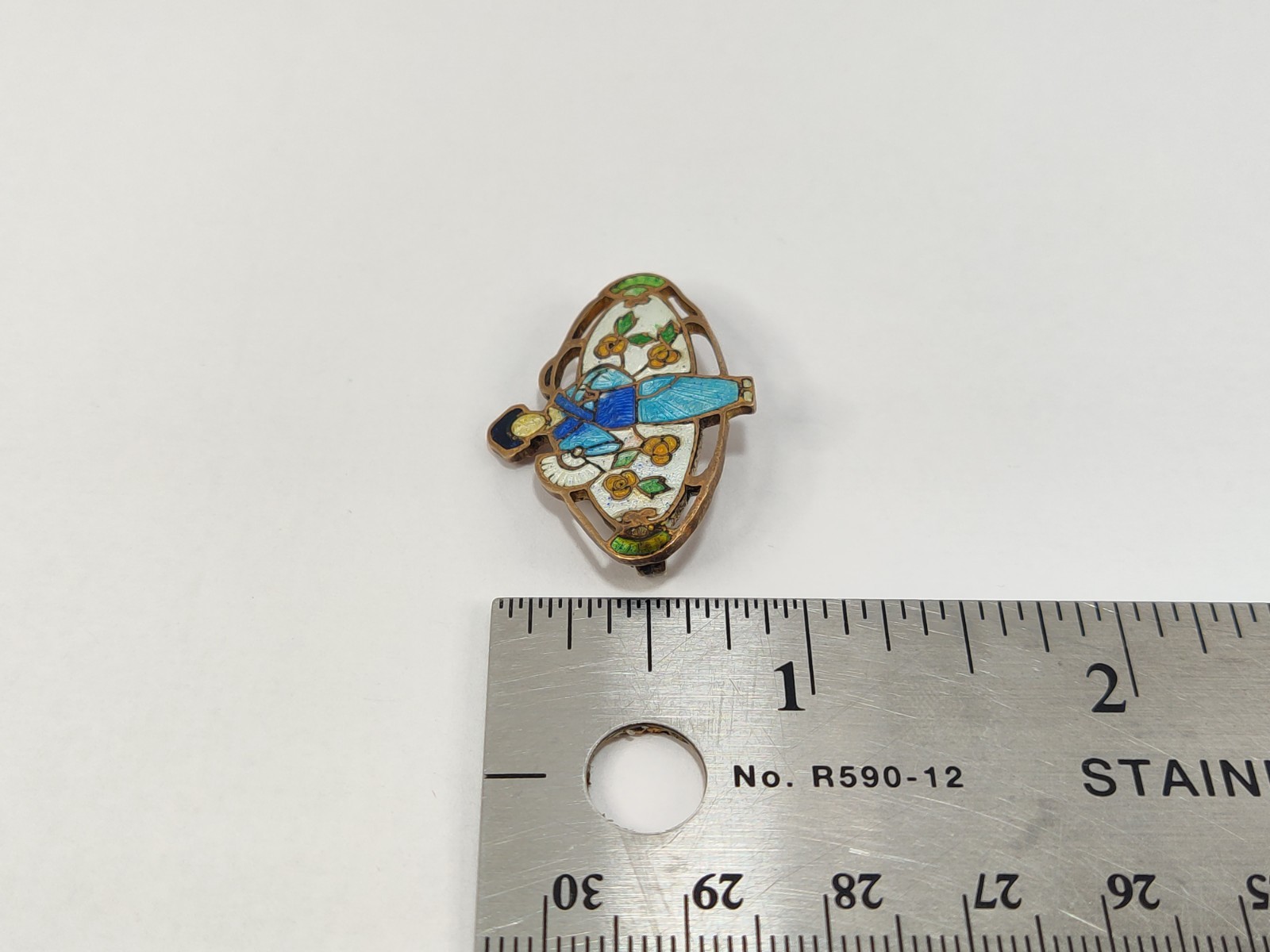 Lovely Vintage ASIAN INSPIRED Lady Floral Image Colorful Vivid Enamel Brooch Pin