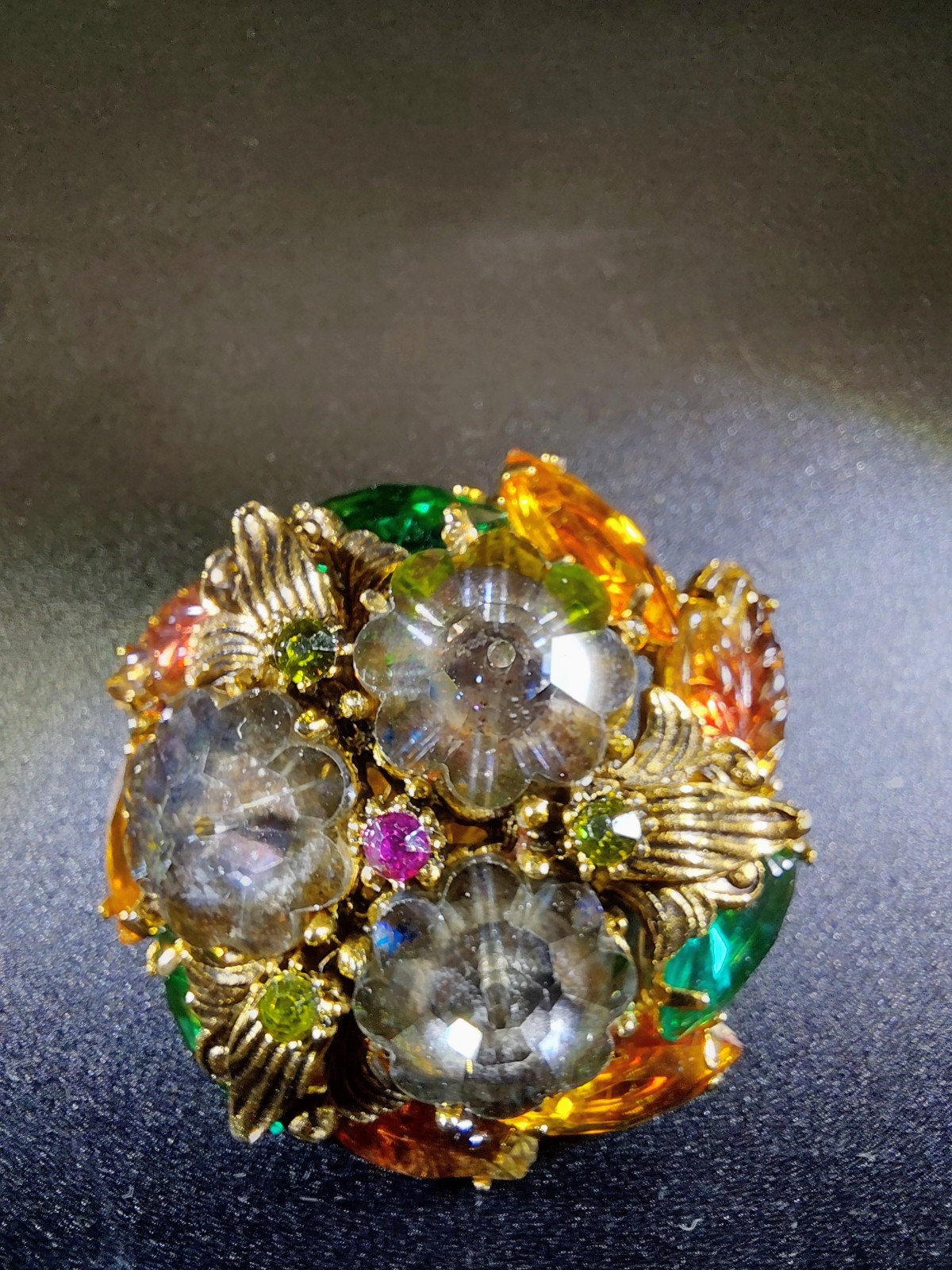 Vtg. JULIANA (Delizza & Elster) Domed Crystal Brooch- 1-5/8″ Dia.- Gorgeous!