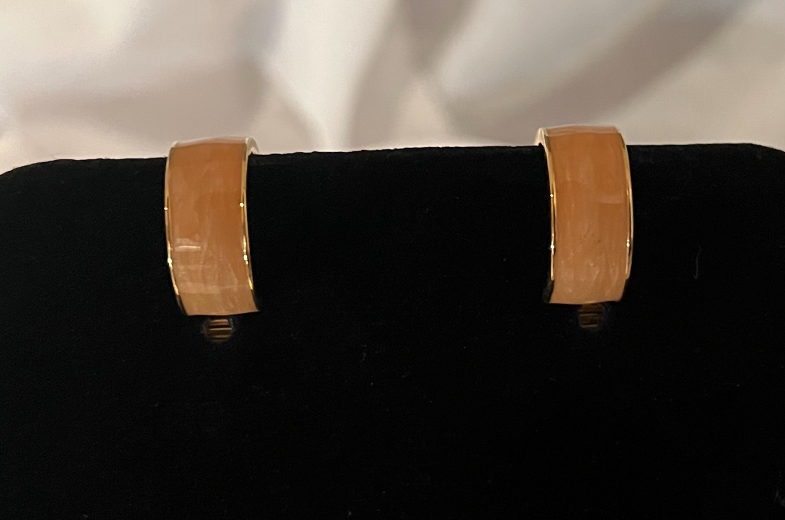 Monet Enamel Small Orange Pink Gold Hoop Clip On Earrings in Perfect Condition