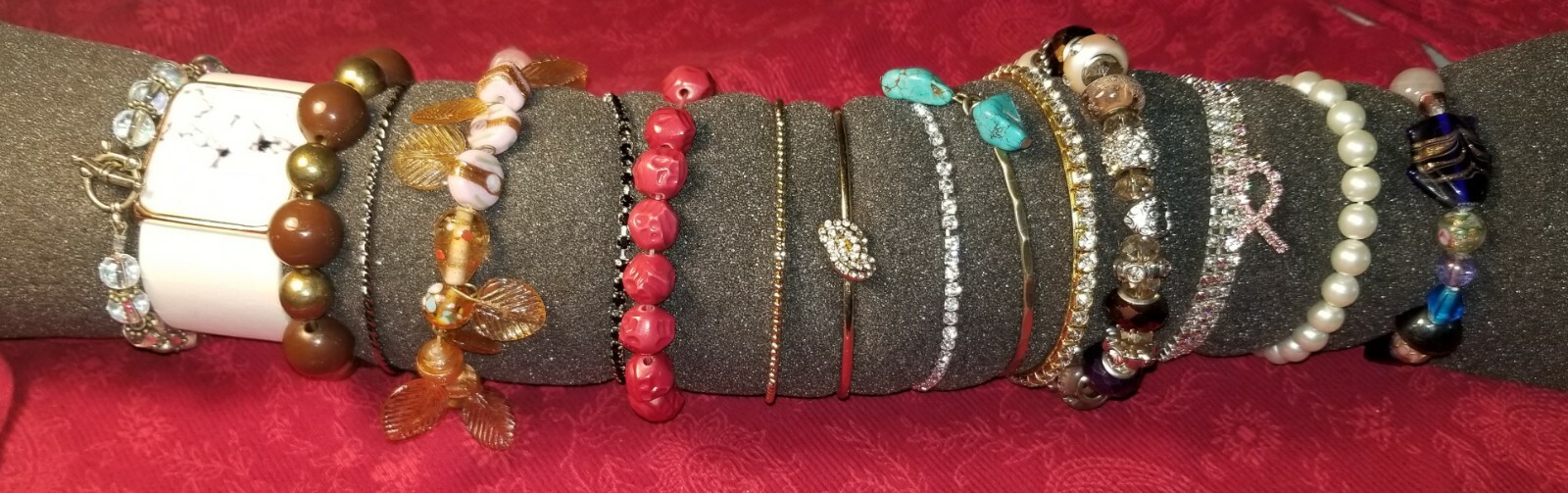 Lot of 16 pcs Vintage to Now Bracelets Jewelry for any occasion Lot#3