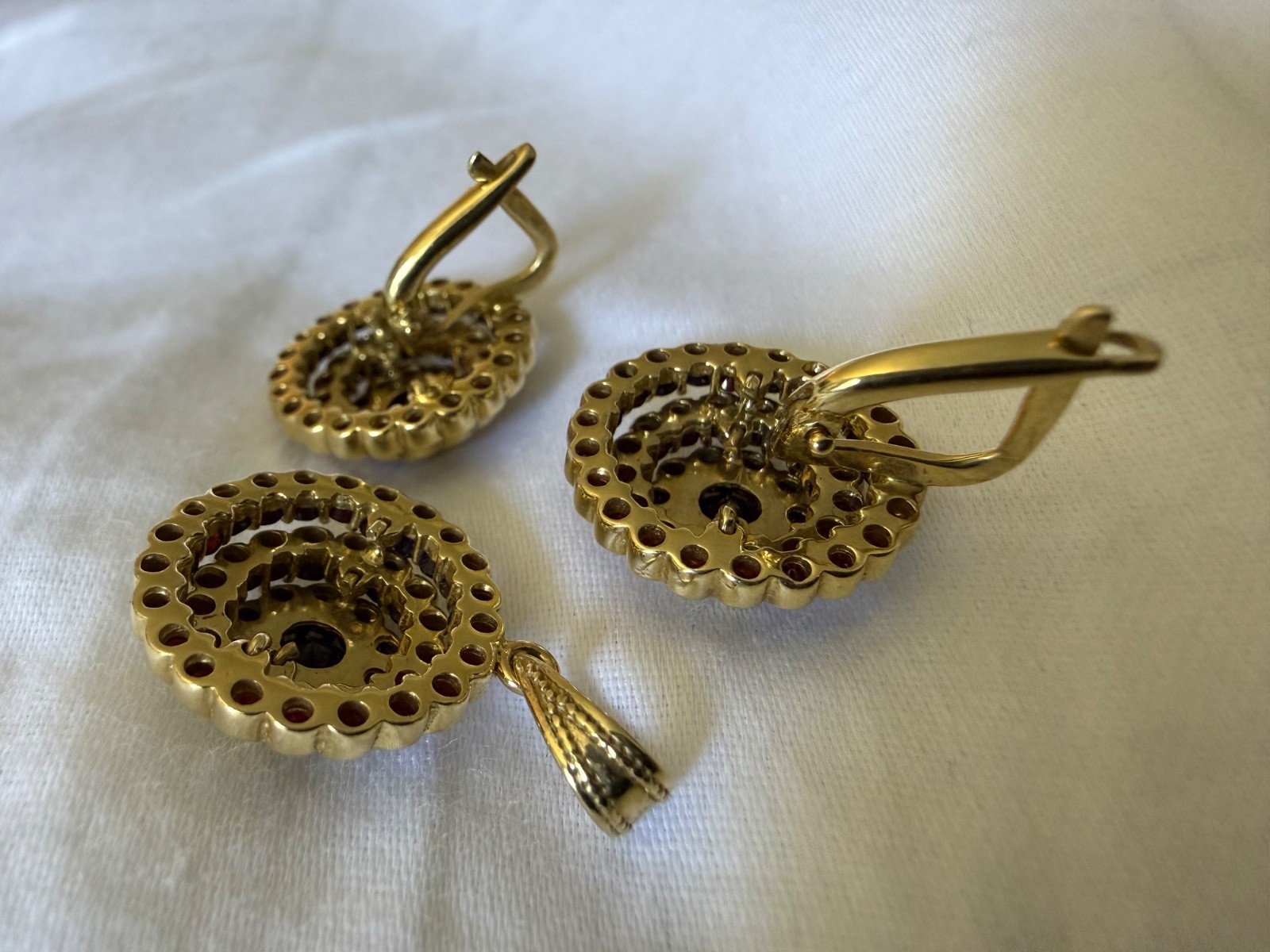 Vintage 14KT Gold Garnet Flower Earrings and Pendant Charm