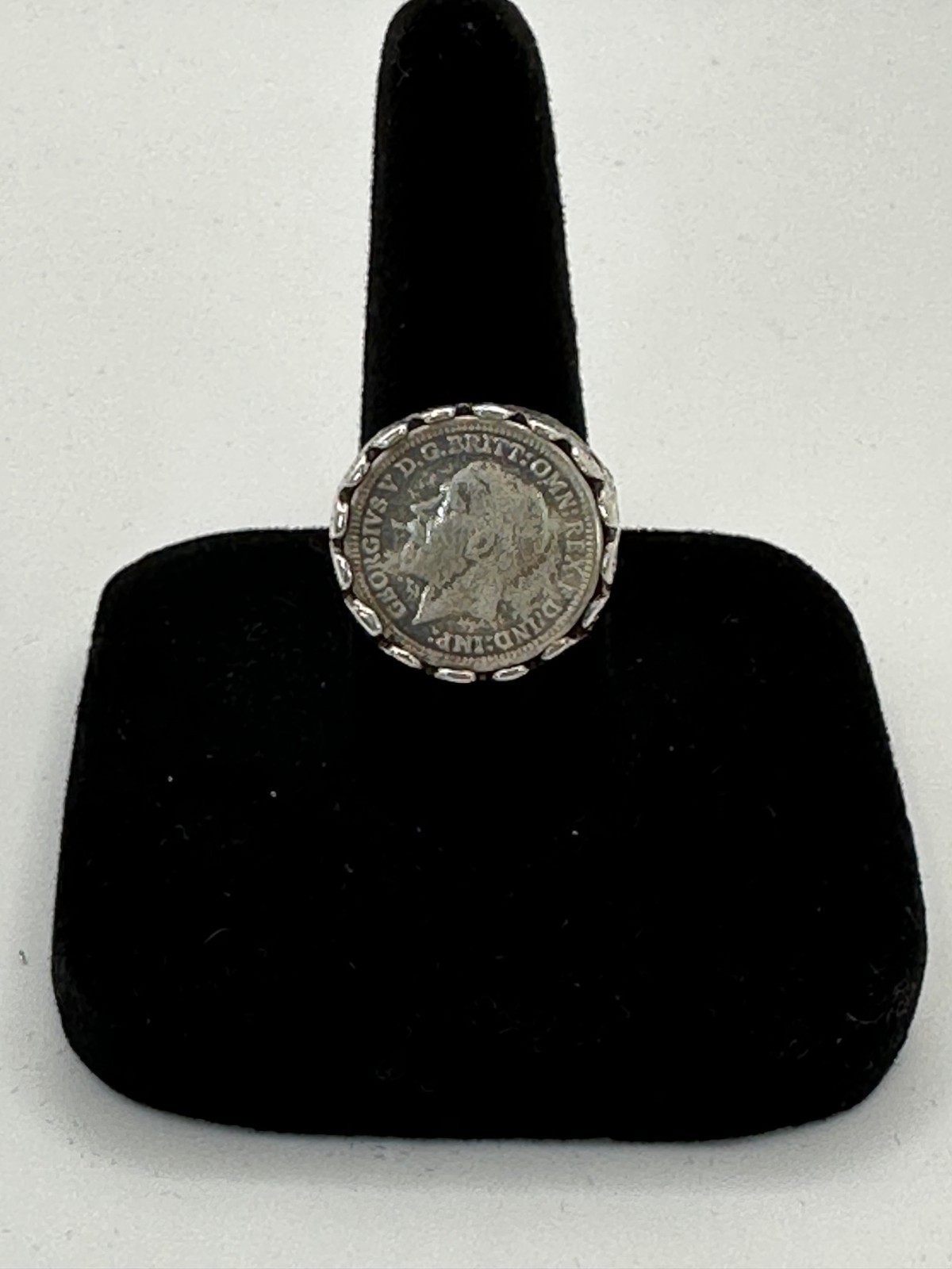 1935 Silver Three Pence Coin Ring