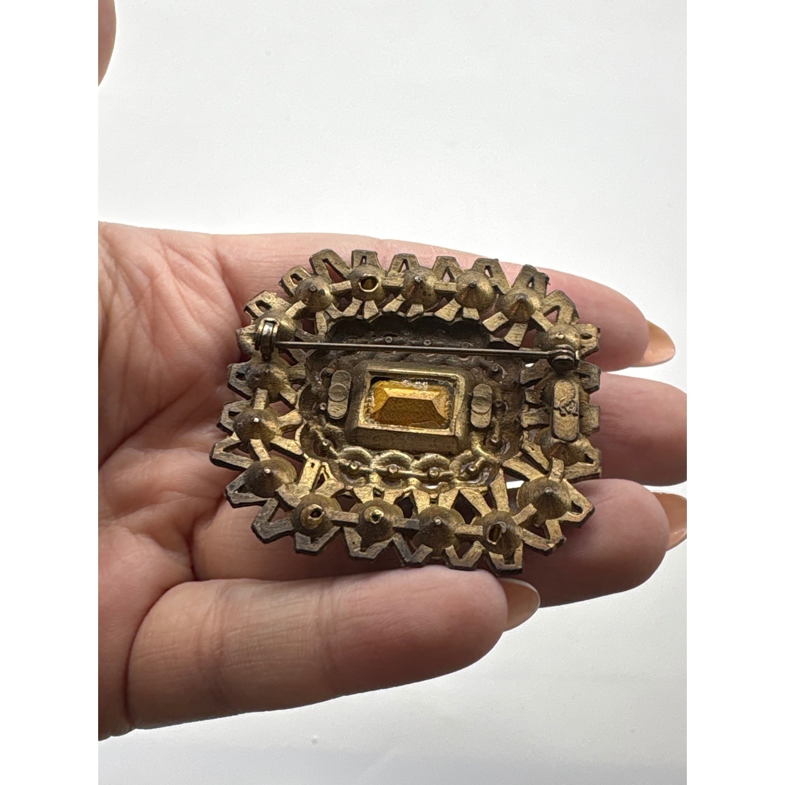 Vintage Gold Tone Large Green Rhinestone Brooch Rectangle Ornate Horseshoe Mark