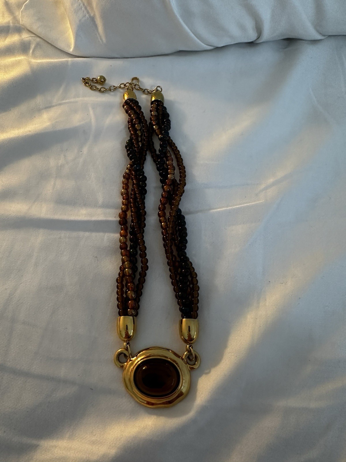 Vintage Trifari NWOT Necklace With Gold & Brown Pieces