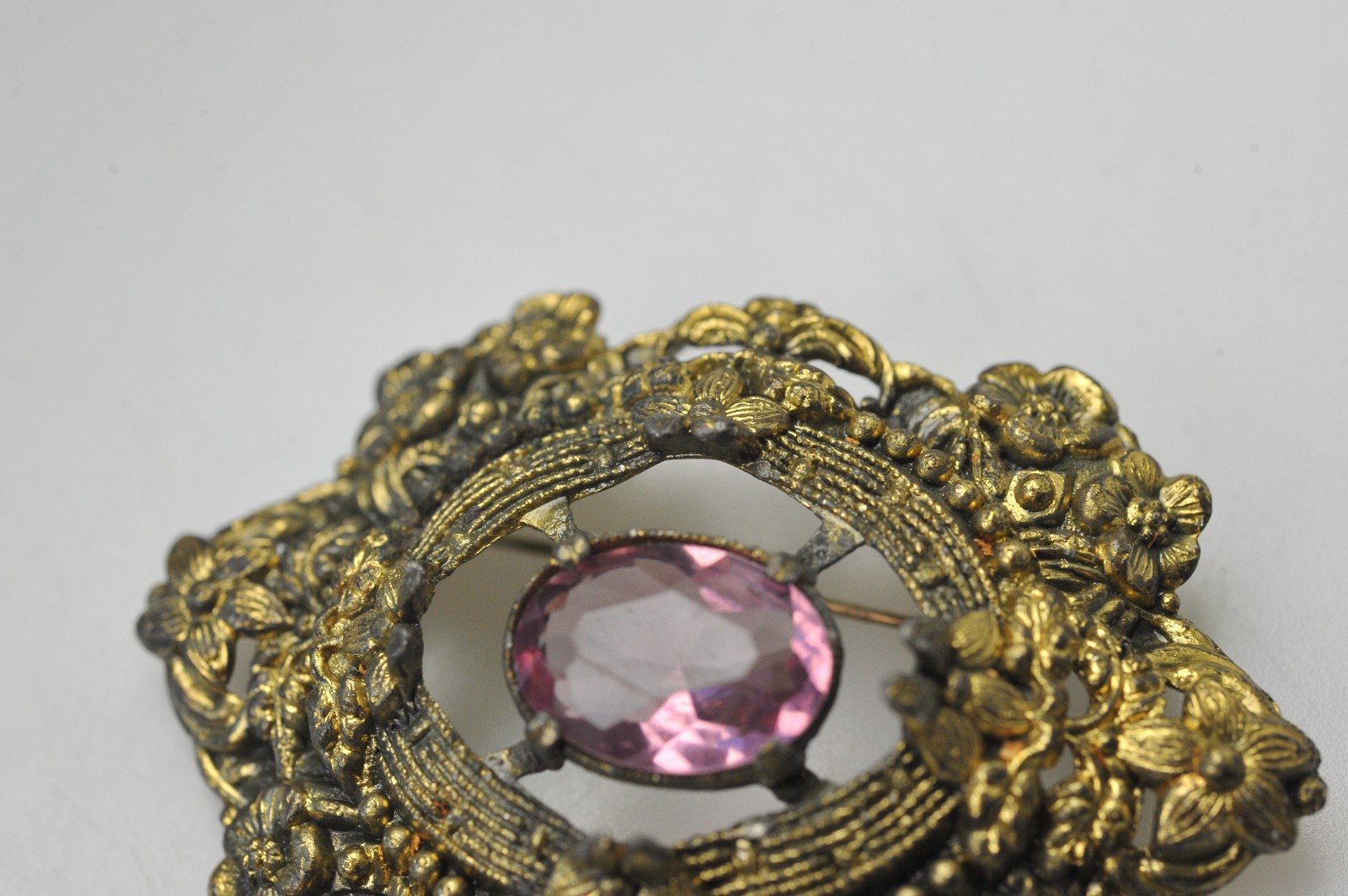 Vintage Brooch Czech Style Brass Floral large Glass Stone wear rehab T14