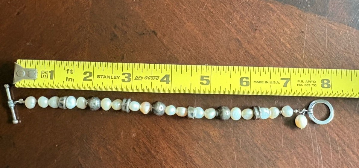 Vintage Israel Sterling Silver Freshwater Pearl Hammered Bead Toggle Bracelet