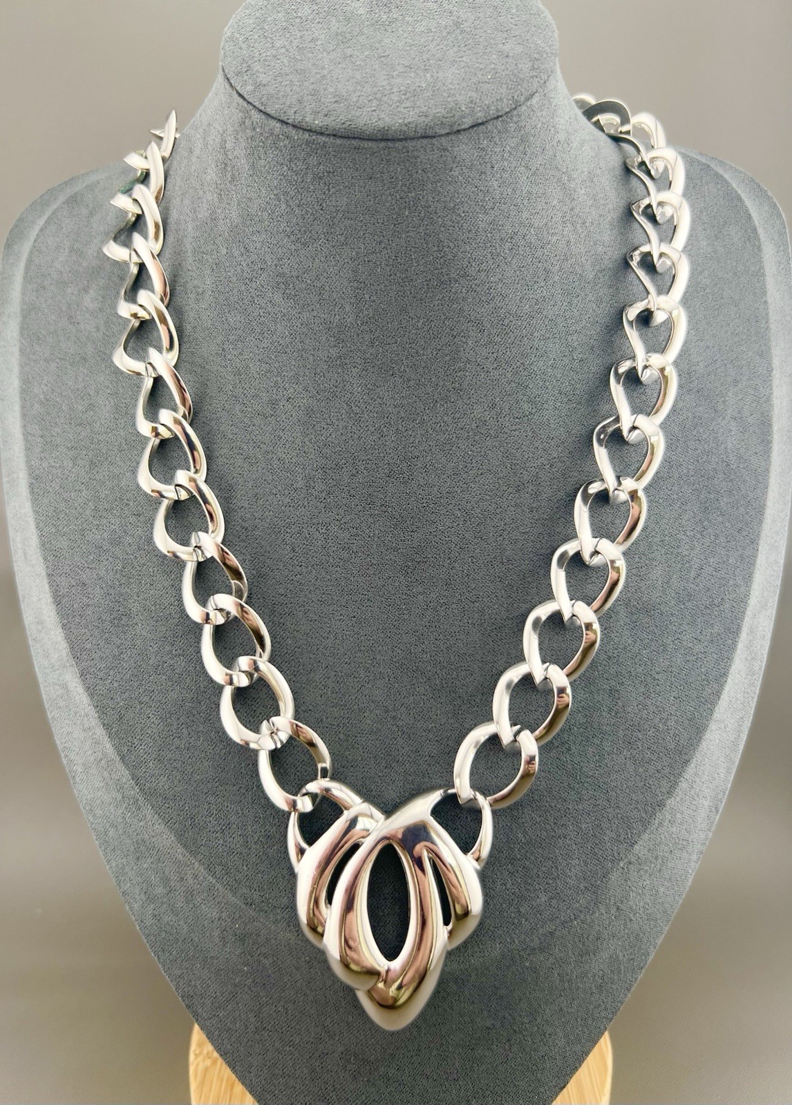 Vintage Napier Necklace Chunky Curb Link Abstract Pendant Silver Tone Signed 18”