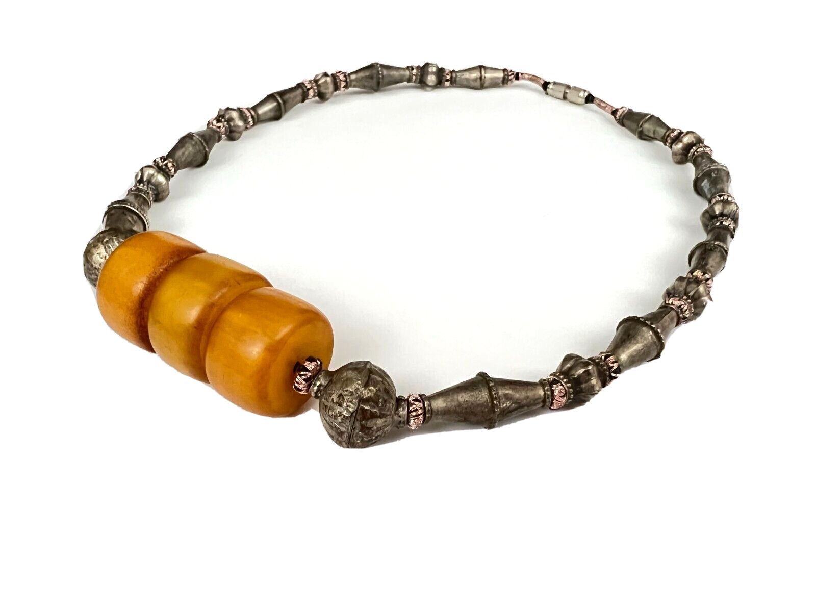 ATQ Yemeni Bedouin Ethnic Butterscotch Bakelite Silver Alloy Beads Necklace 19.5