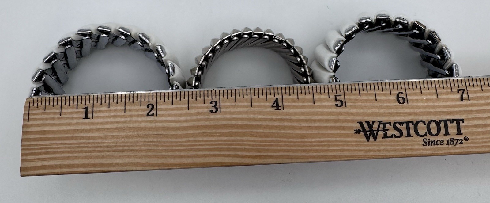 Vtg Bracelets Expandable Stretch Lucite Japan Hong Kong Silver White 3 Set